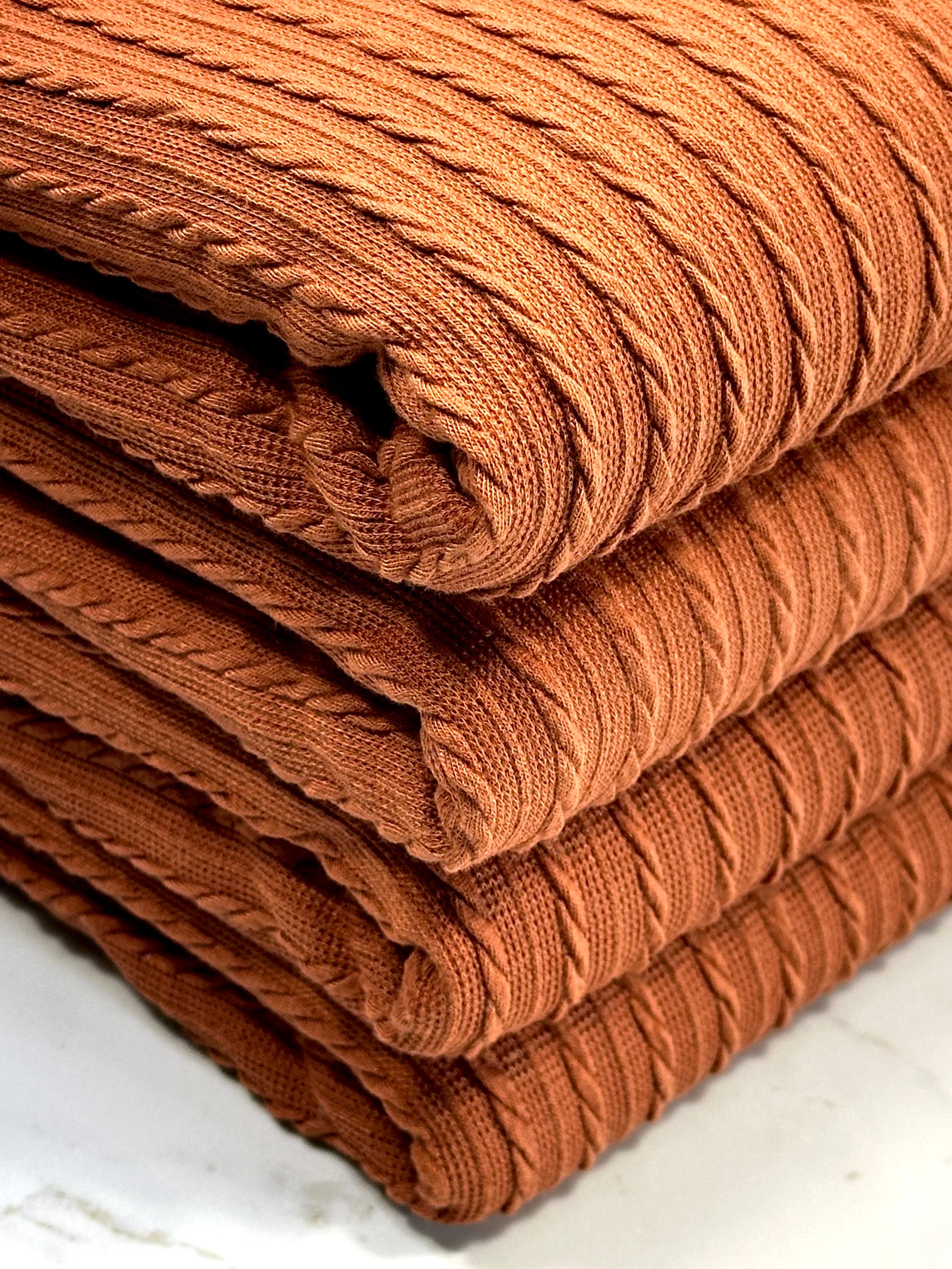 (CABLE KNIT) RUST