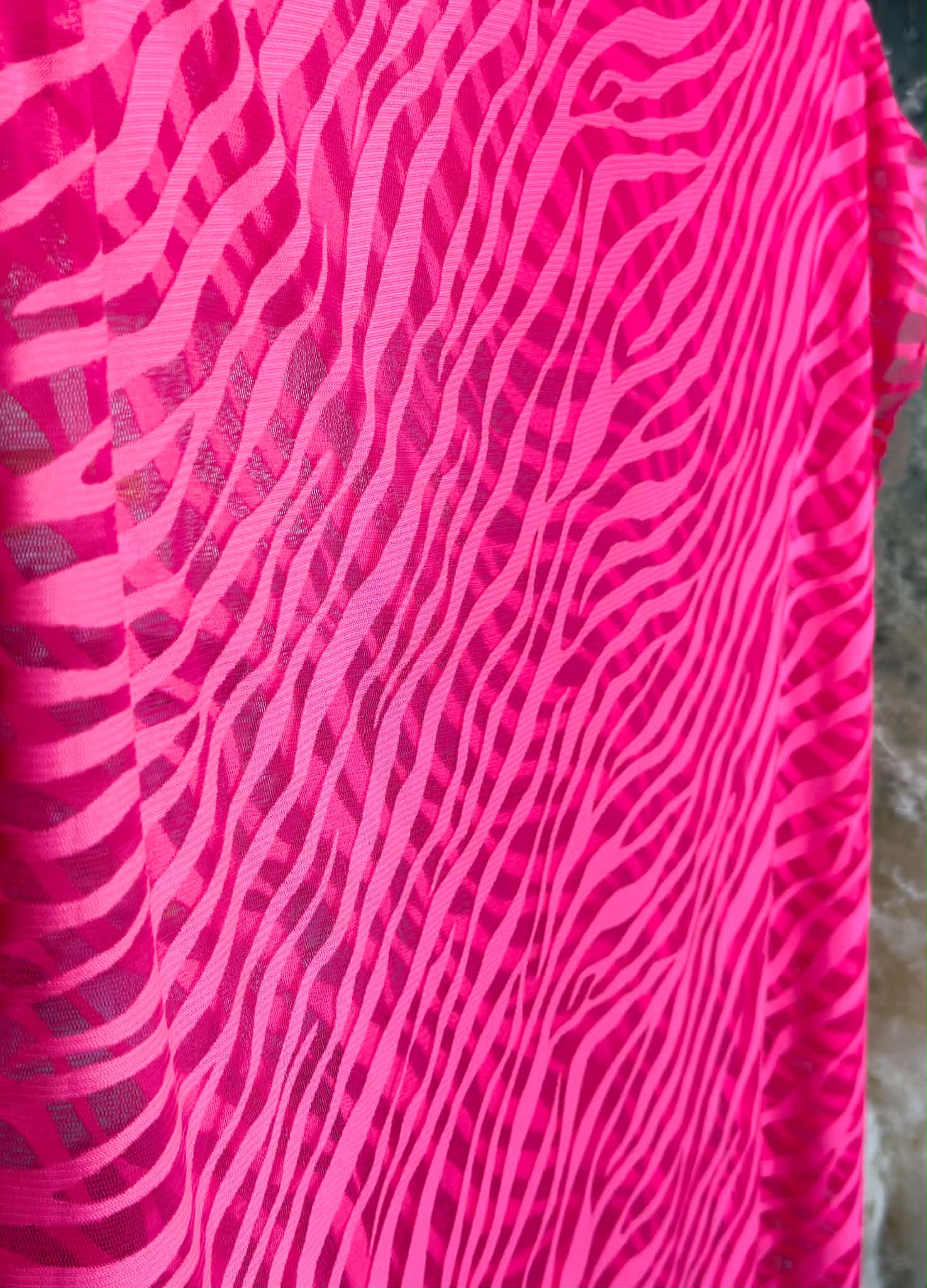 (MESH) NEON PINK ZEBRA