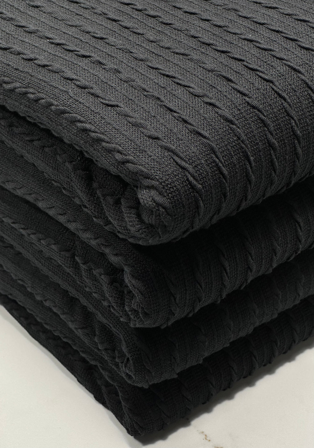 (CABLE KNIT) BLACK