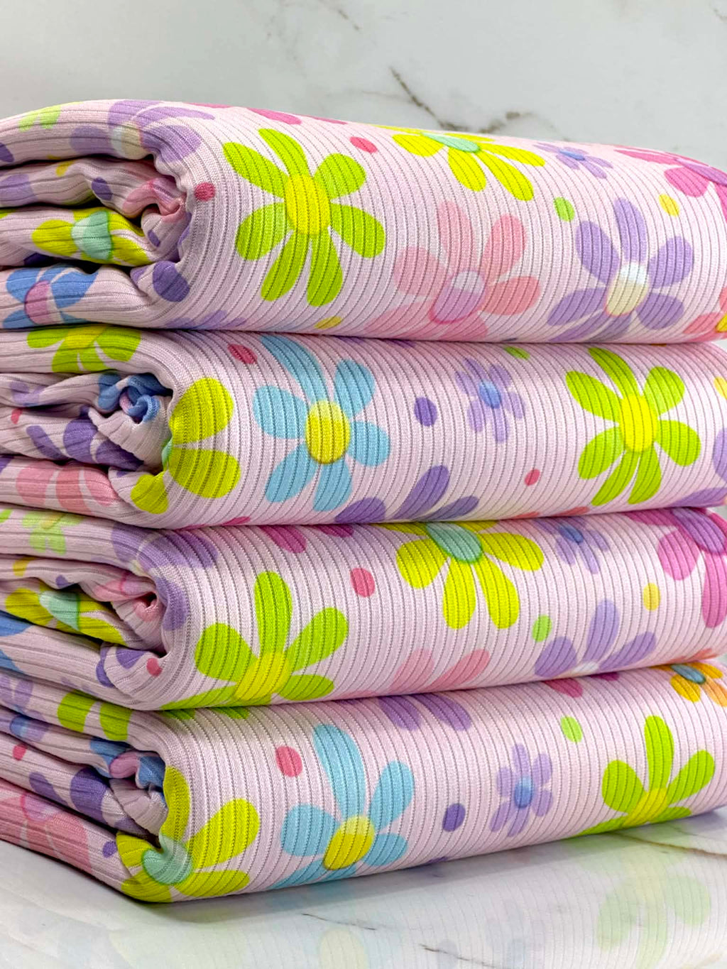(4X2 YUMMY RIB) COLORFUL FLOWERS AND DOTS ON PINK