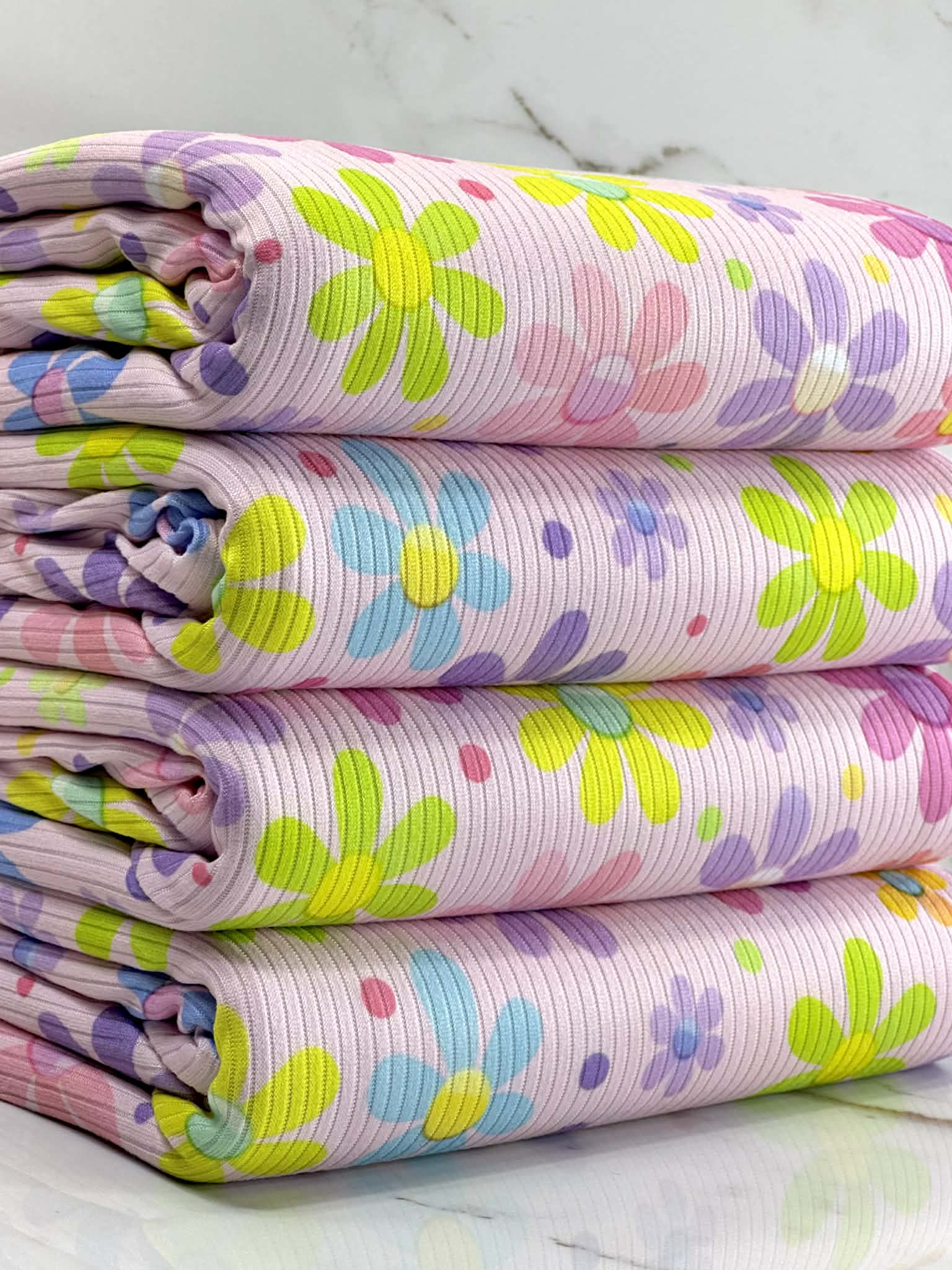 (4X2 YUMMY RIB) COLORFUL FLOWERS AND DOTS ON PINK