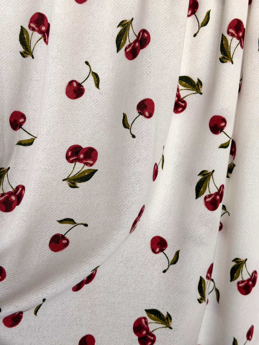 (FRENCH TERRY) MEDIUM CHERRIES ON OFF WHITE