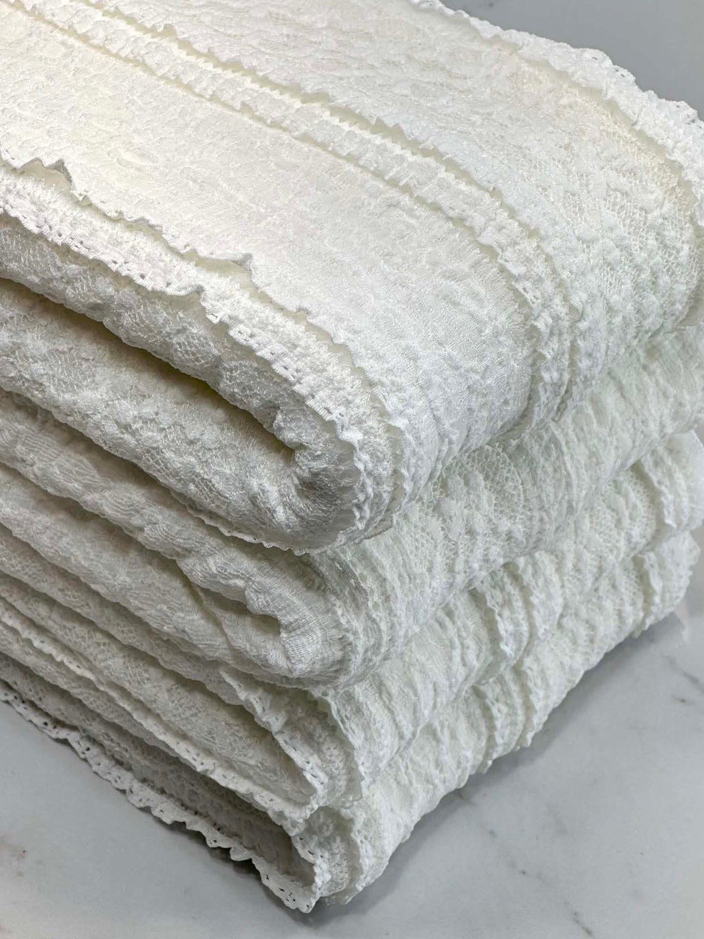 (RUFFLE LACE) IVORY FLORAL