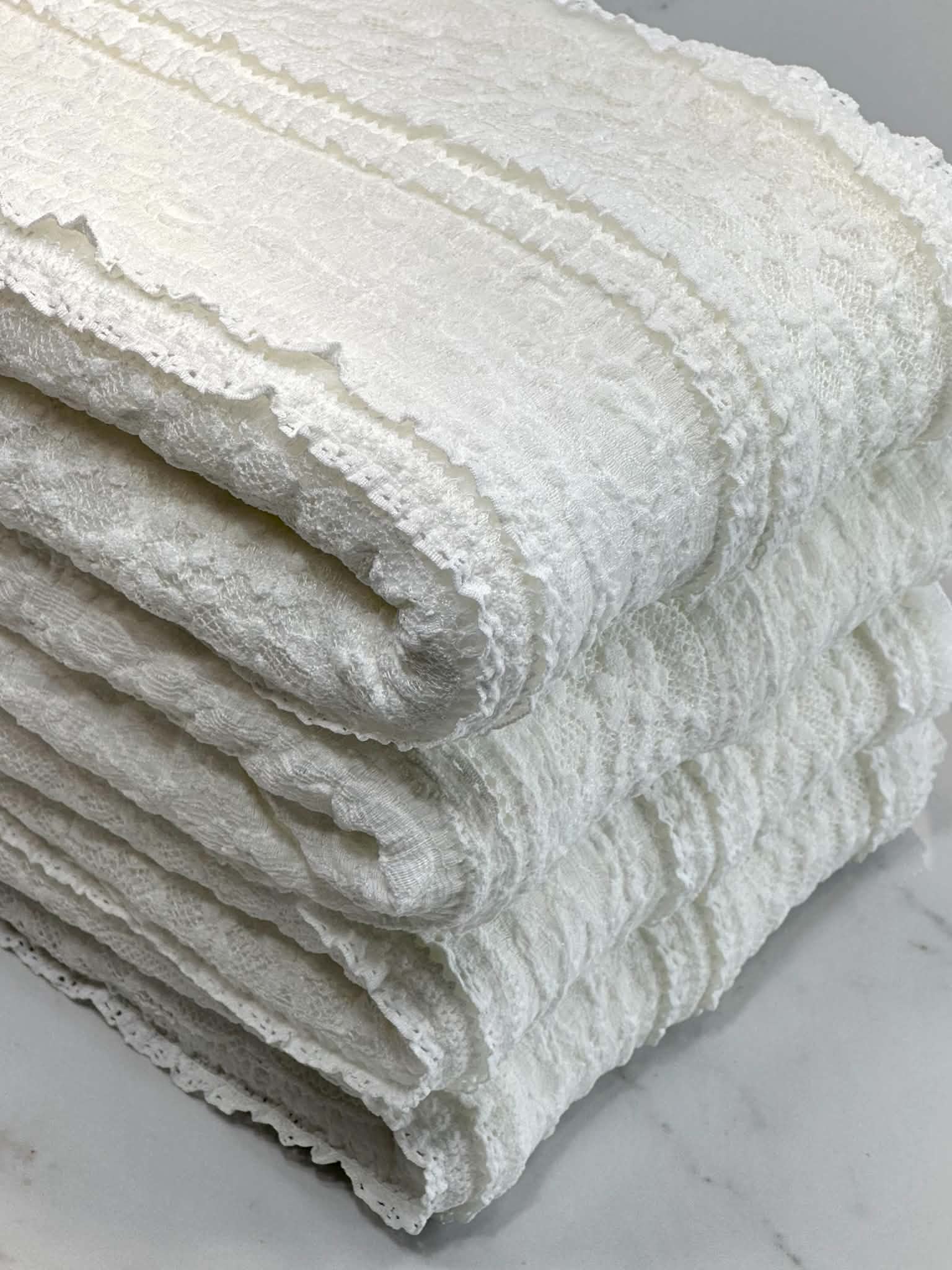 (RUFFLE LACE) IVORY FLORAL
