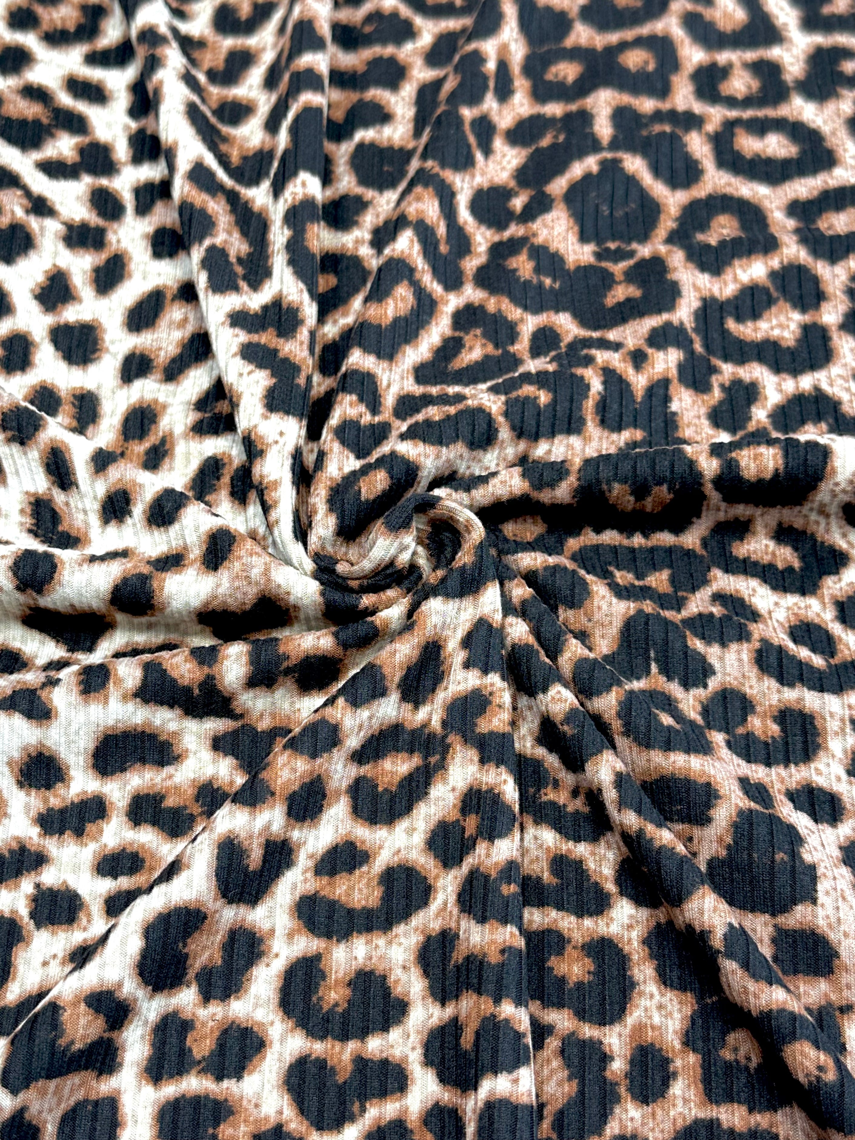 (4X2 YUMMY RIB) BLACK AND TAN CHEETAH
