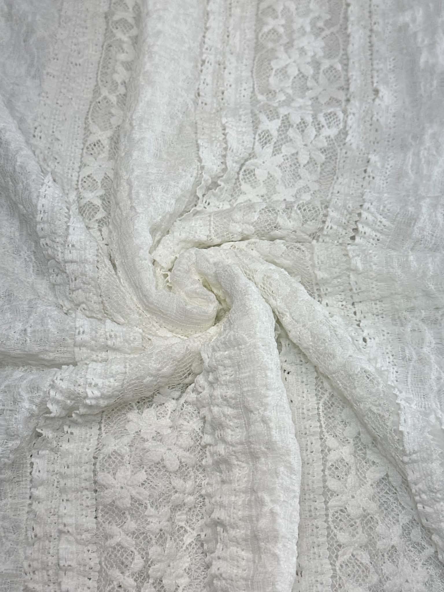 (RUFFLE LACE) IVORY FLORAL