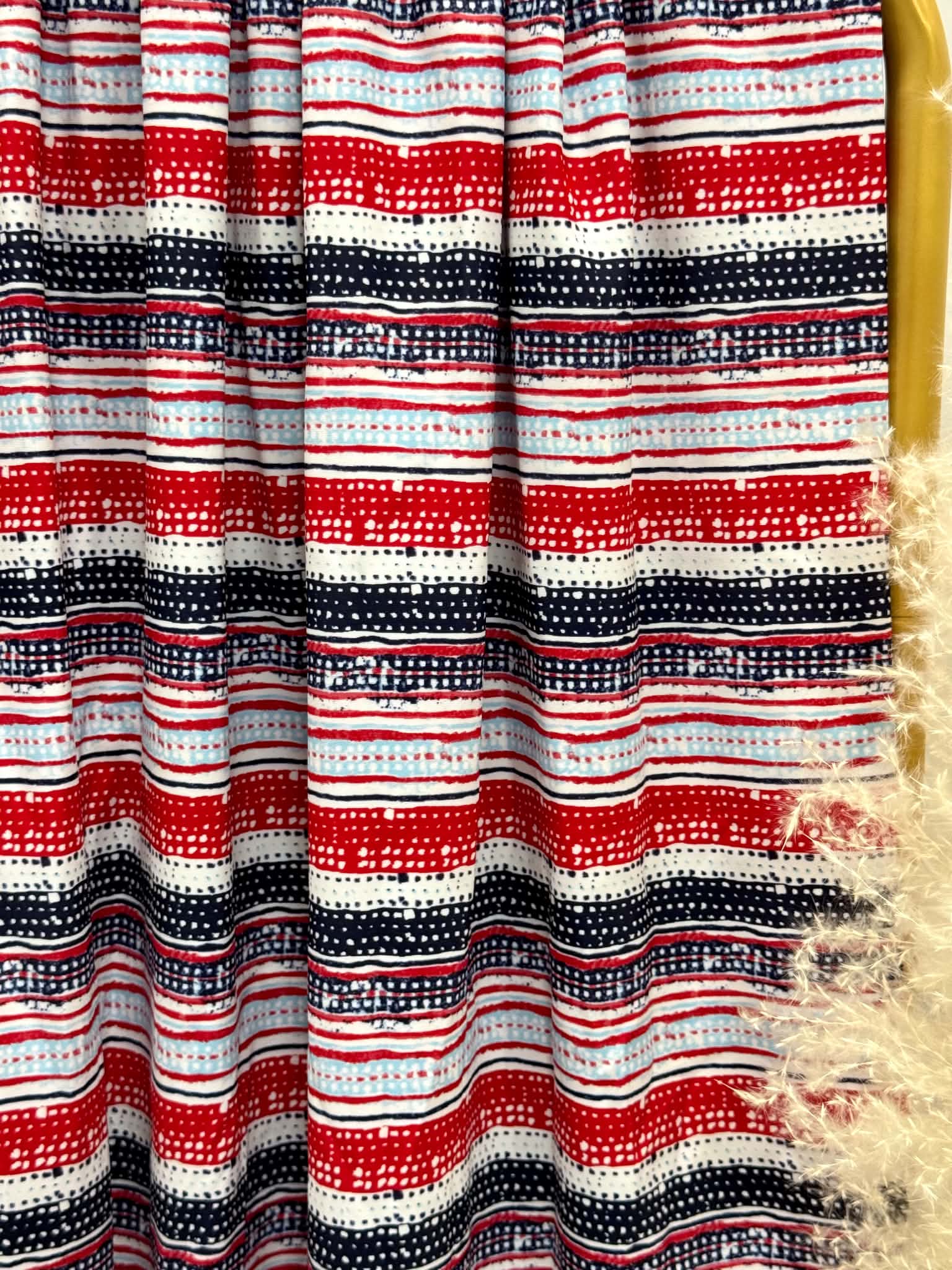 (SWIM) RED, WHITE, NAVY AND LIGHT BLUE PATTERN