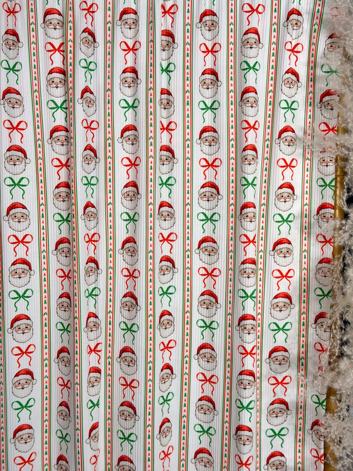 (4x2 YUMMY RIB) SANTA CLAUS AND BOWS PATTERN ON OFF WHITE