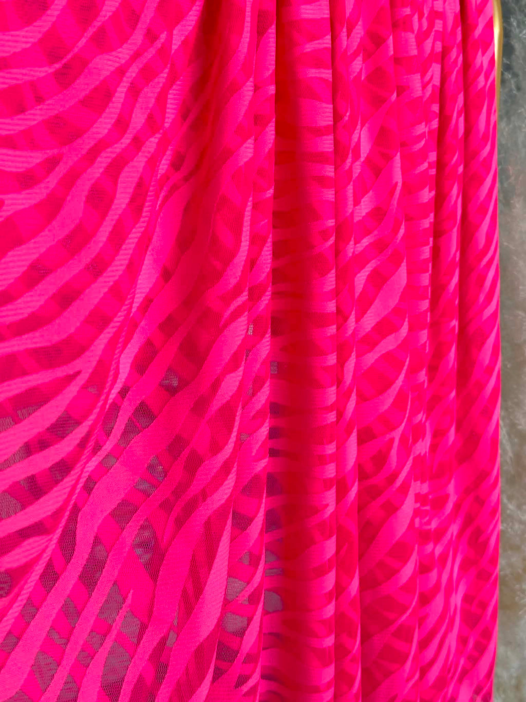 (MESH) NEON PINK ZEBRA(4)
