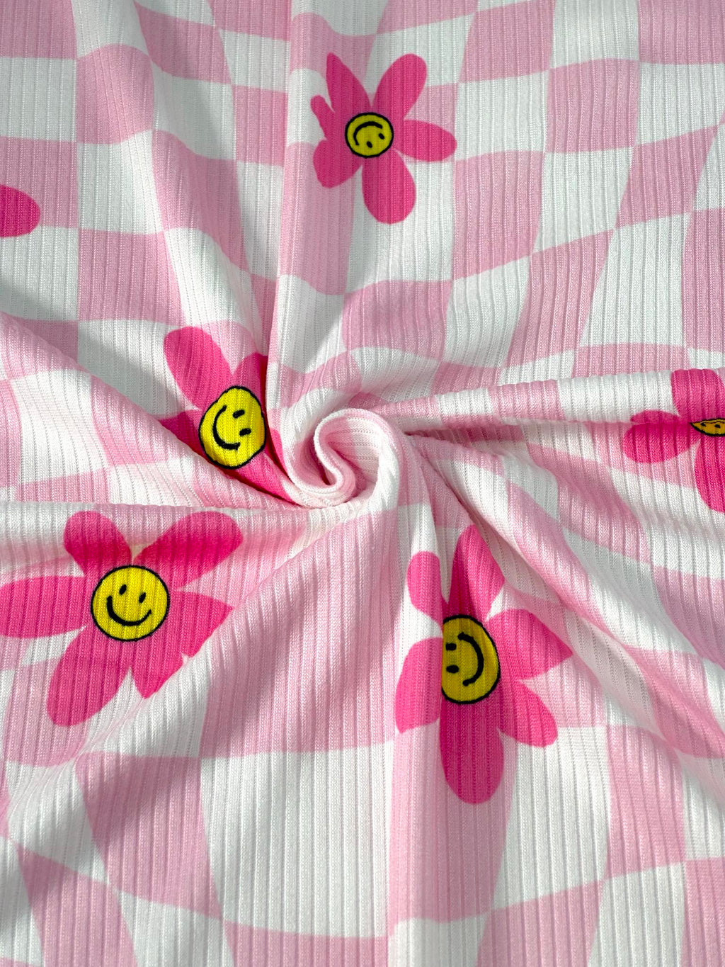 (YUMMY RIB) PRETTY PINK, YELLOW HAPPY FACE FLOWERS ON LIGHT PINK CHECKERED WAVE