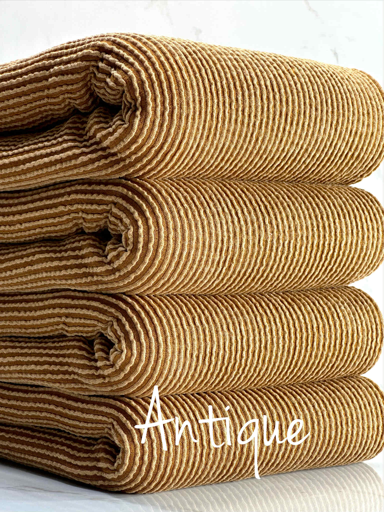 (URBAN RIB) ANTIQUE