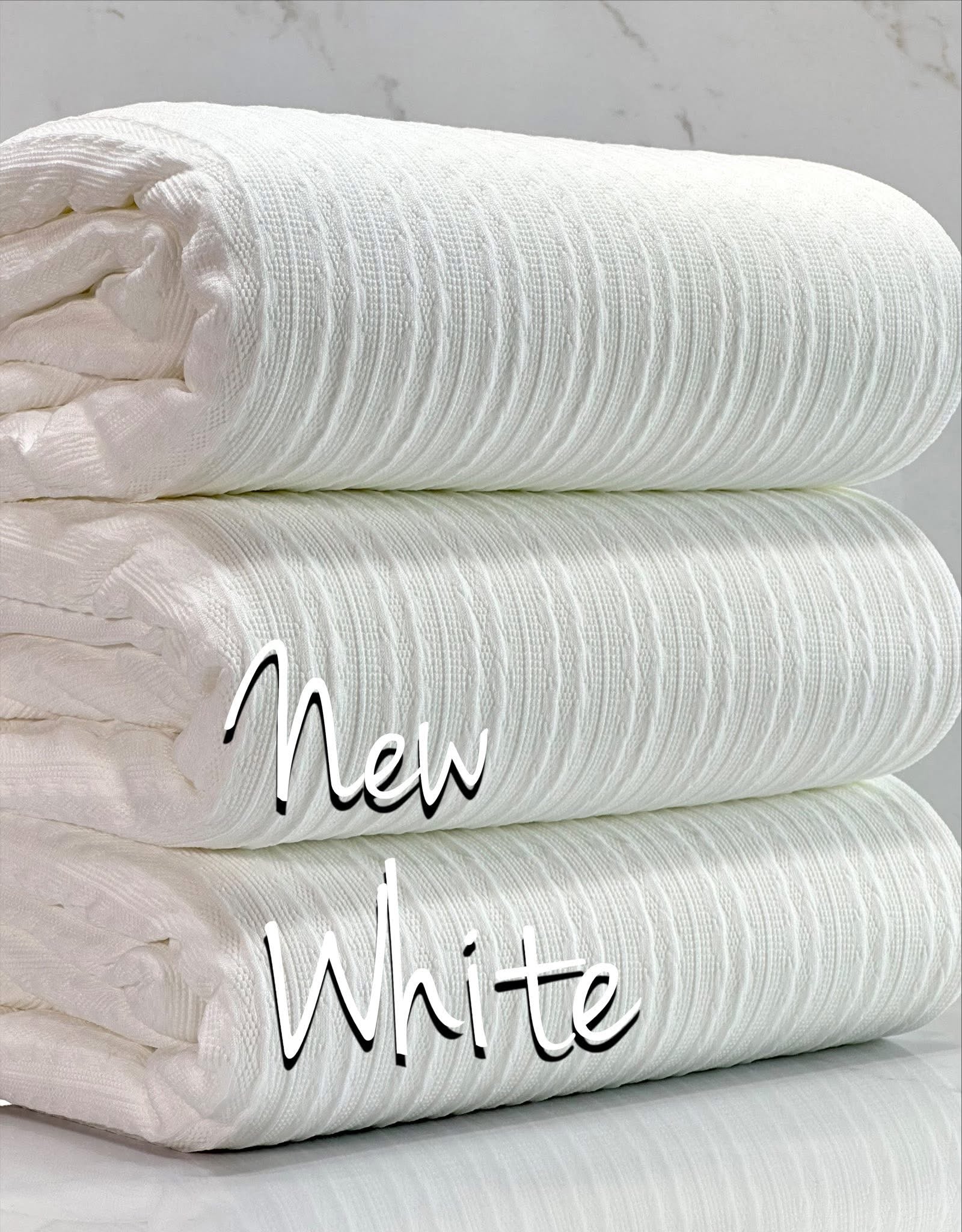(CABLE KNIT) NEW WHITE