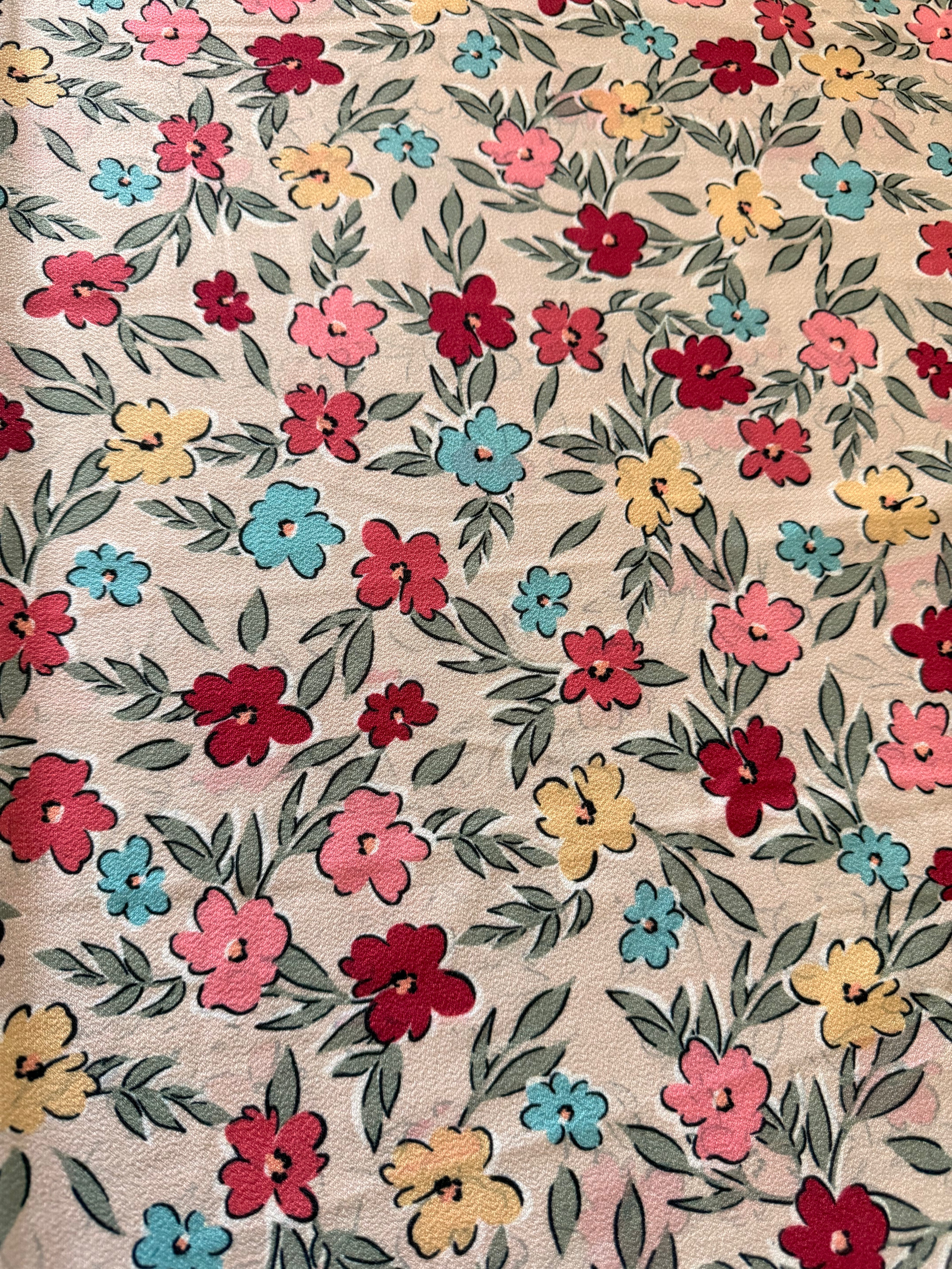 (CREPE KNIT) FLOWERS ON TAUPE