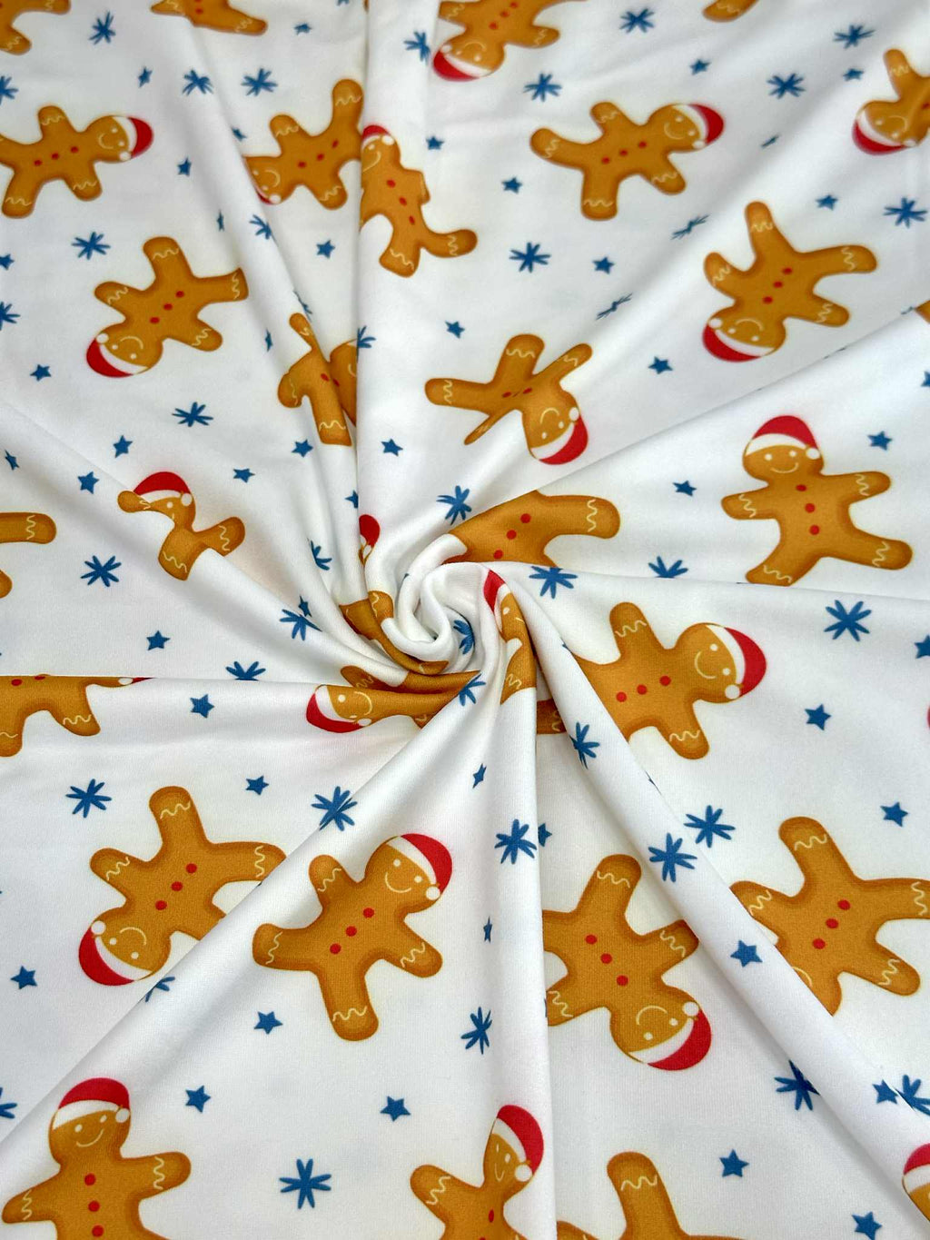 (DBP) MEDIUM GINGERBREAD MAN AND STARS ON OFF WHITE