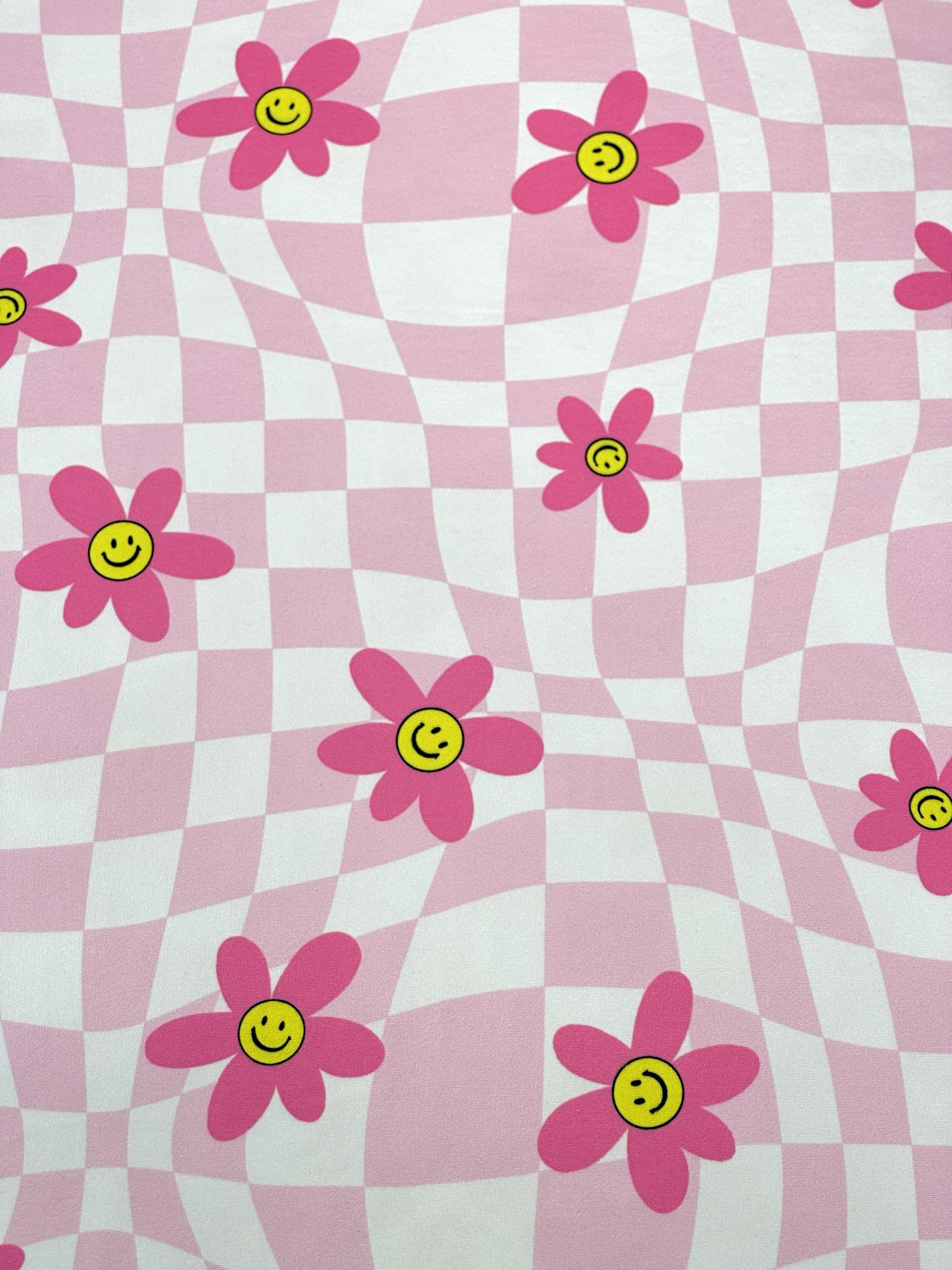 (DBP) PRETTY PINK, YELLOW HAPPY FACE FLOWERS ON LIGHT PINK CHECKERED WAVE