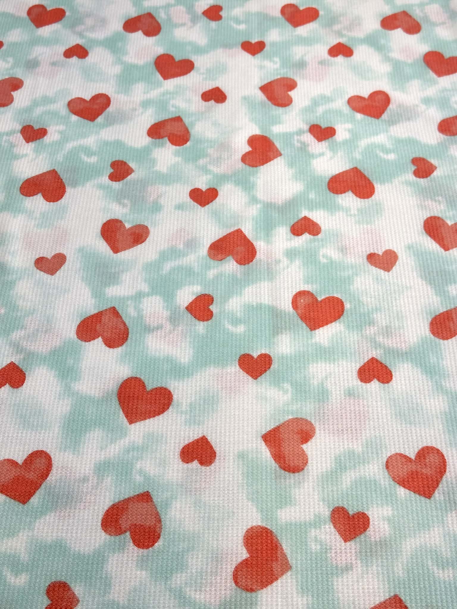 (THERMAL) RED HEARTS ON MINT AND OFF WHITE SPLASH (1)