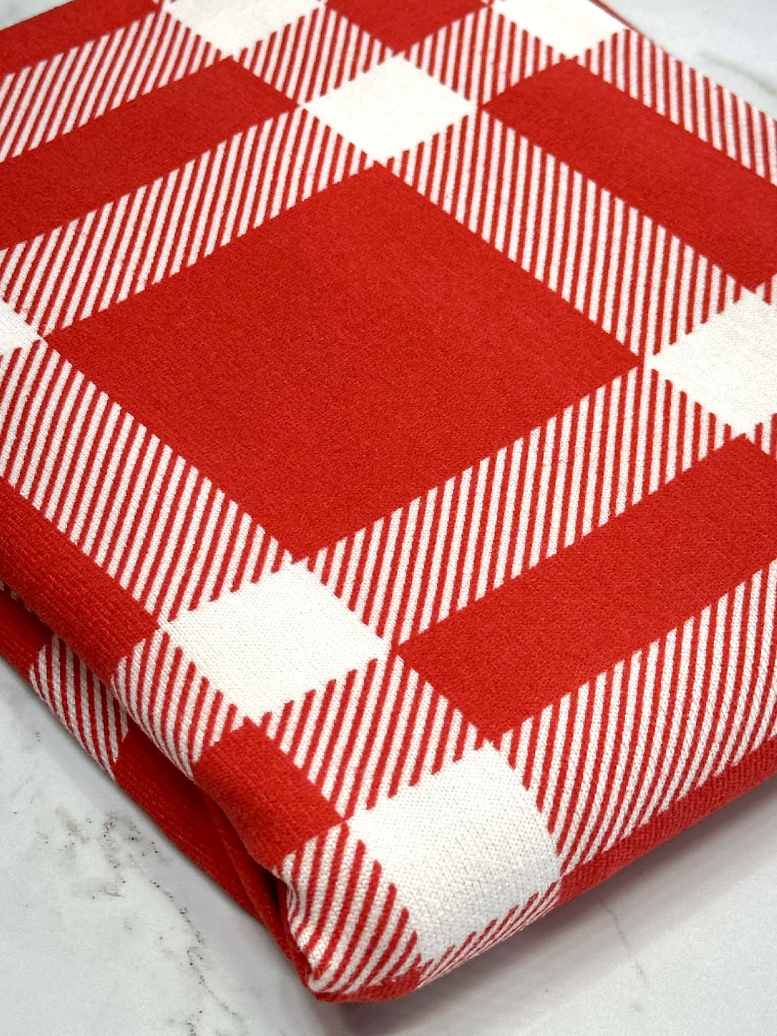(SWEATER KNIT/ OAKLEY) RED AND OFF WHITE PLAID(5)