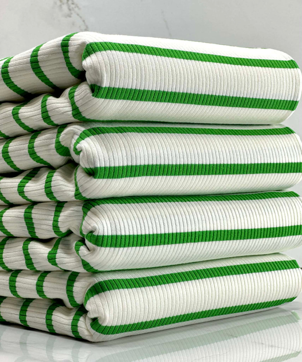 (RIB) GREEN STRIPES ON IVORY