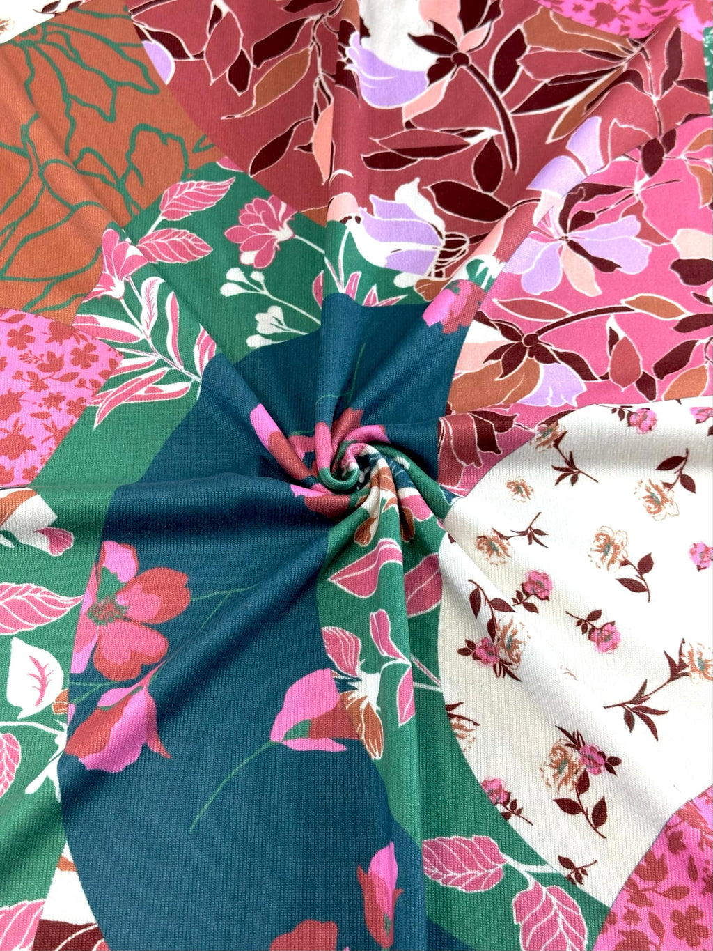 (SWEATER KNIT/ OAKLEY) RUST, GREEN, AND PINK FLORAL