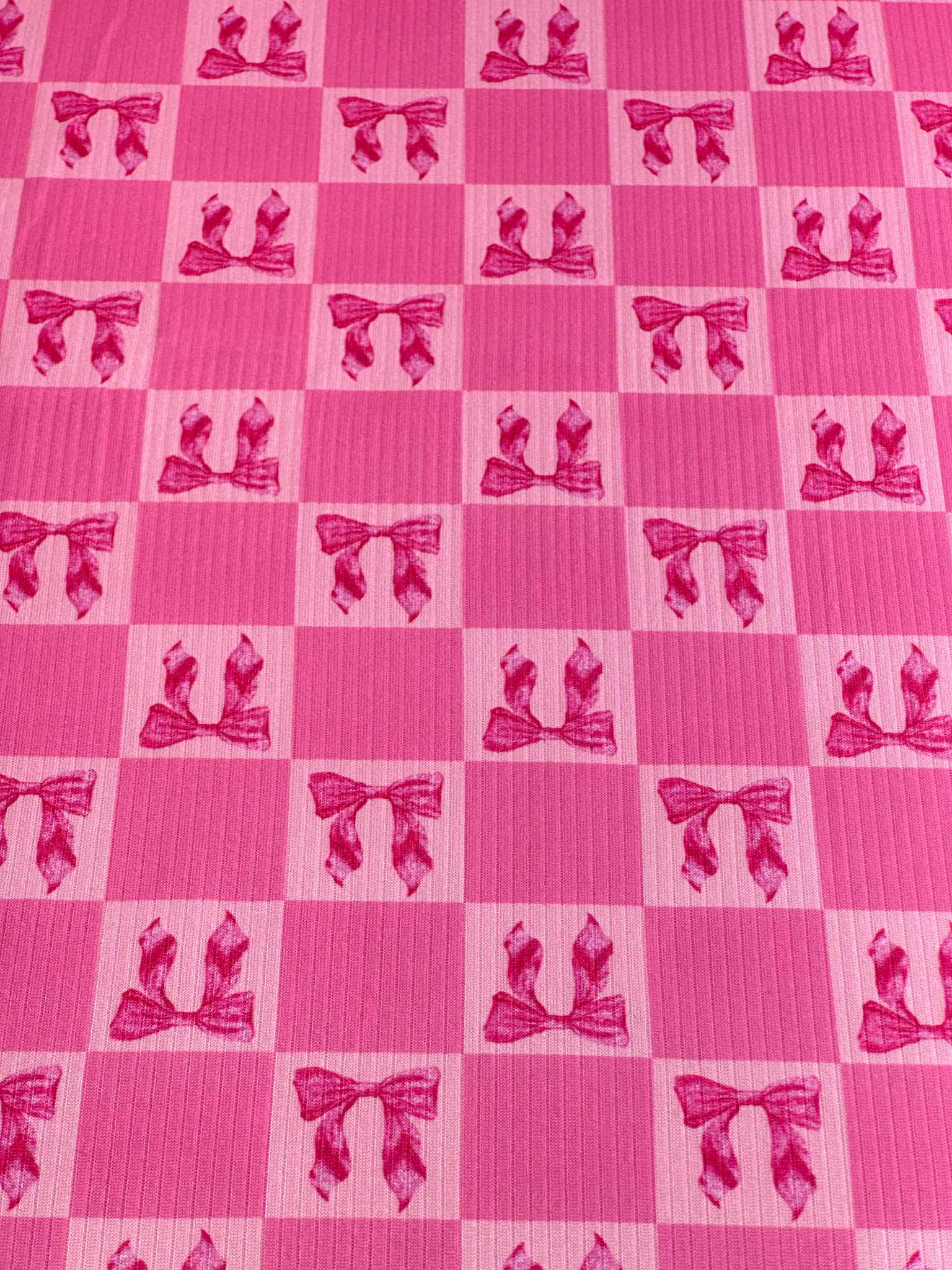 (4X2 RIB) HOT PINK BOWS ON PINK MEDIUM CHECKERED