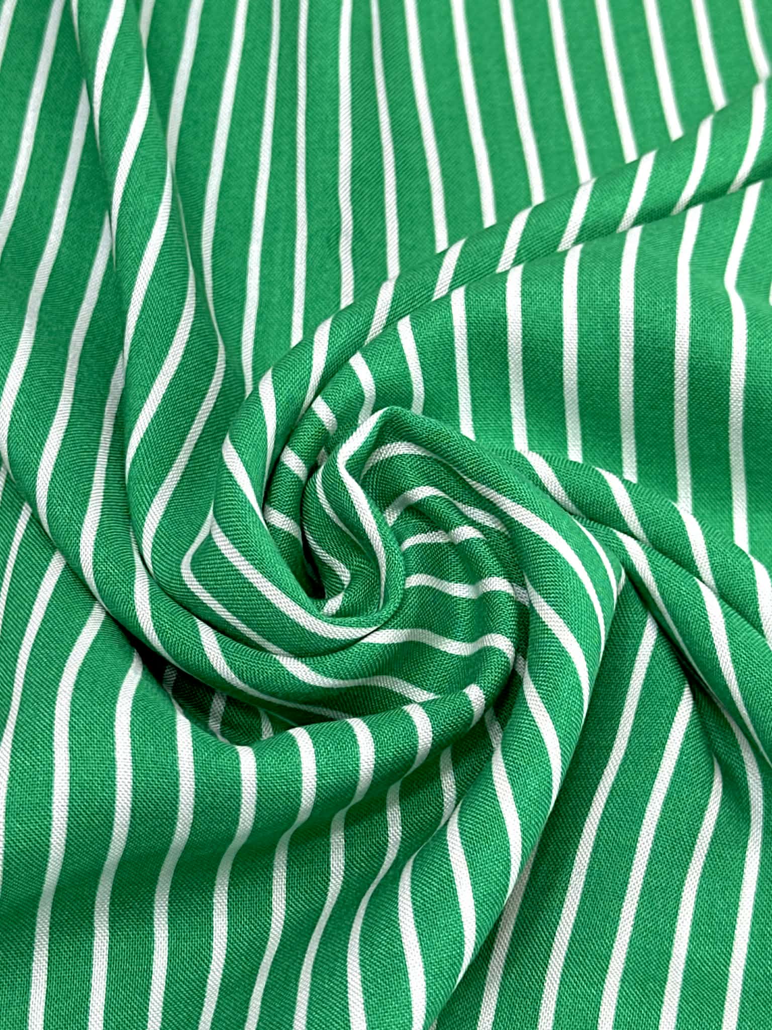 (WOVEN) THIN OFF WHITE STRIPES ON GREEN