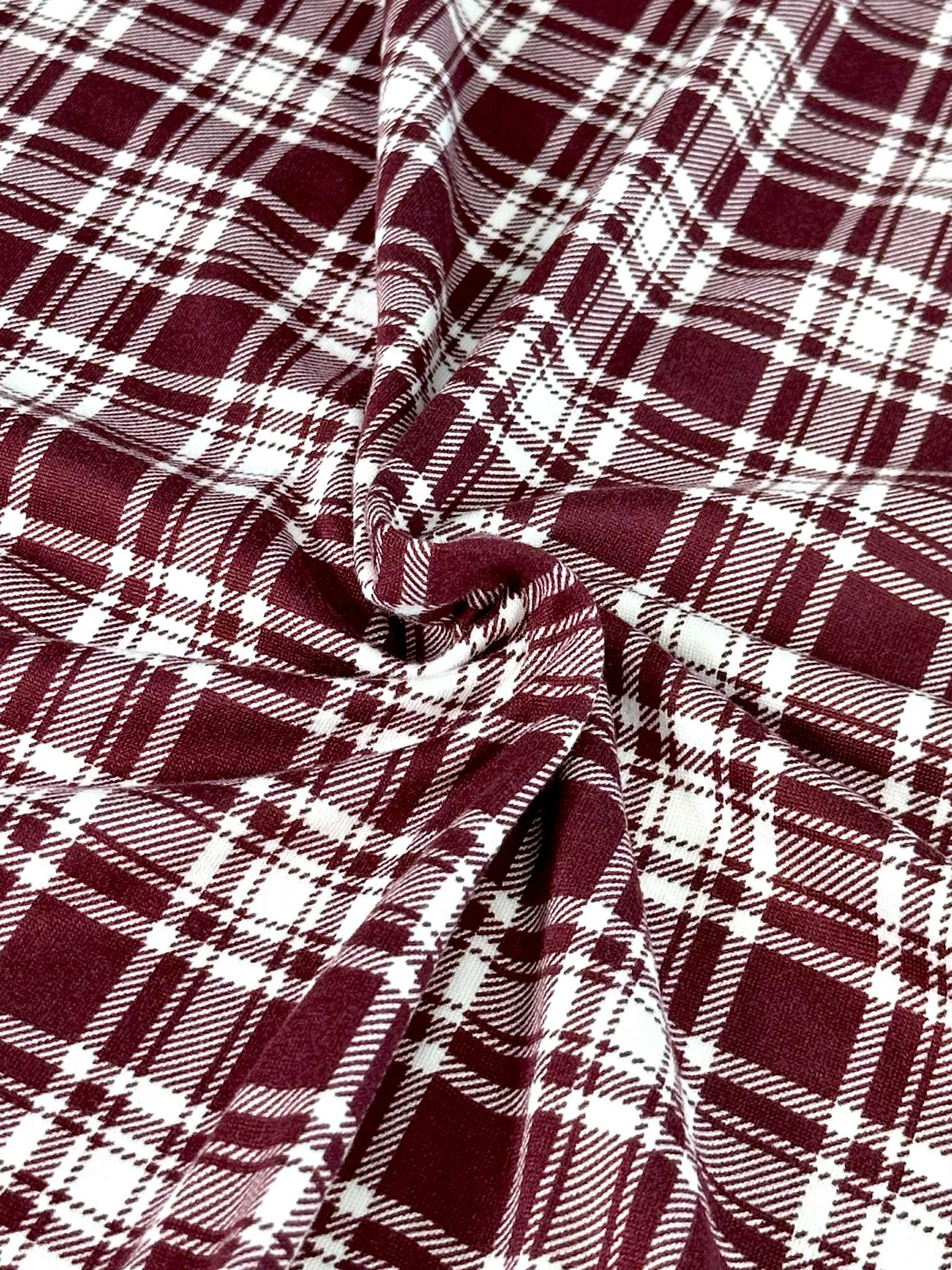 (DBP) WINE AND OFF WHITE PLAID