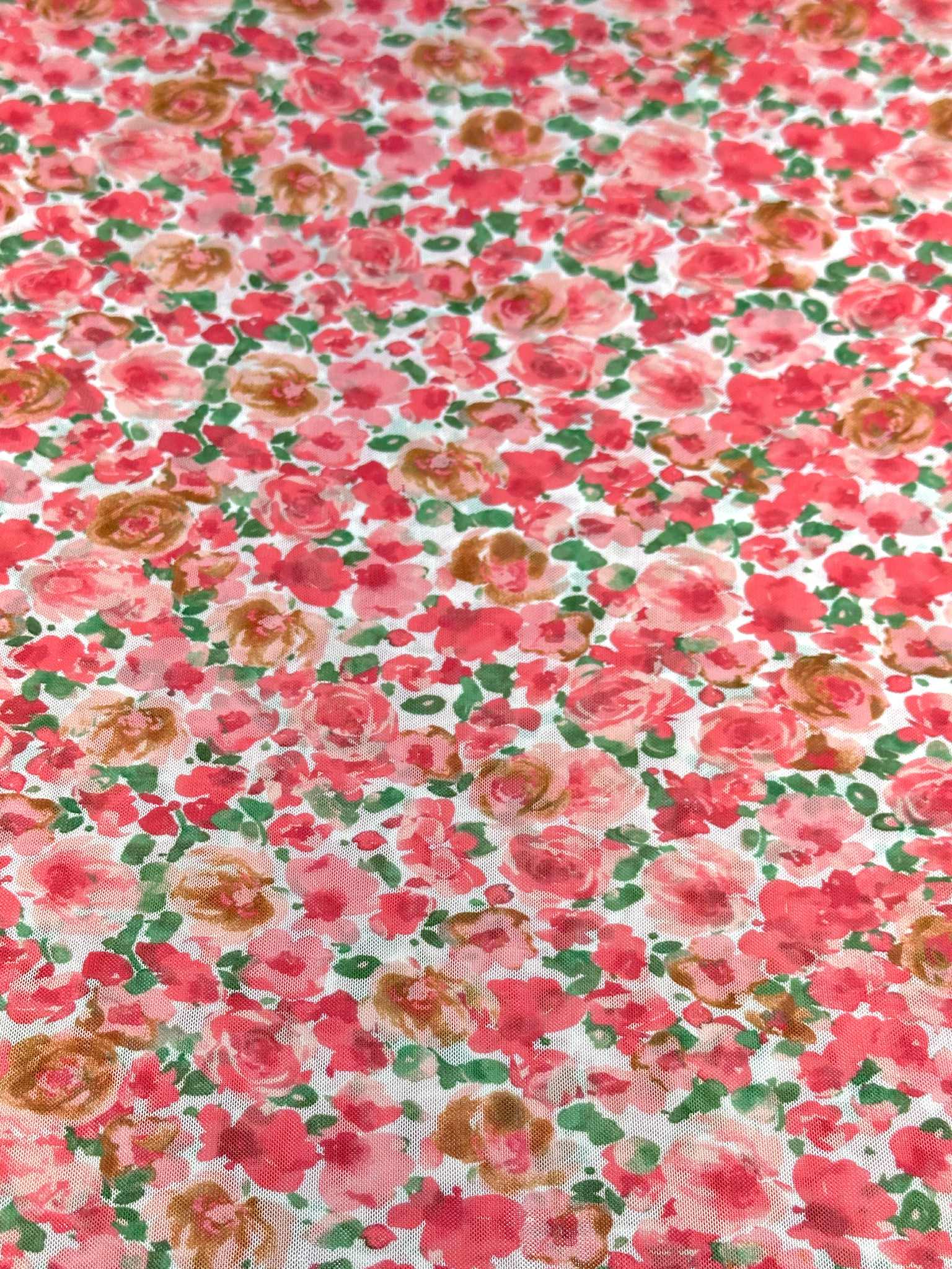 (MESH) PINK AND RED FLORAL ON OFF WHITE