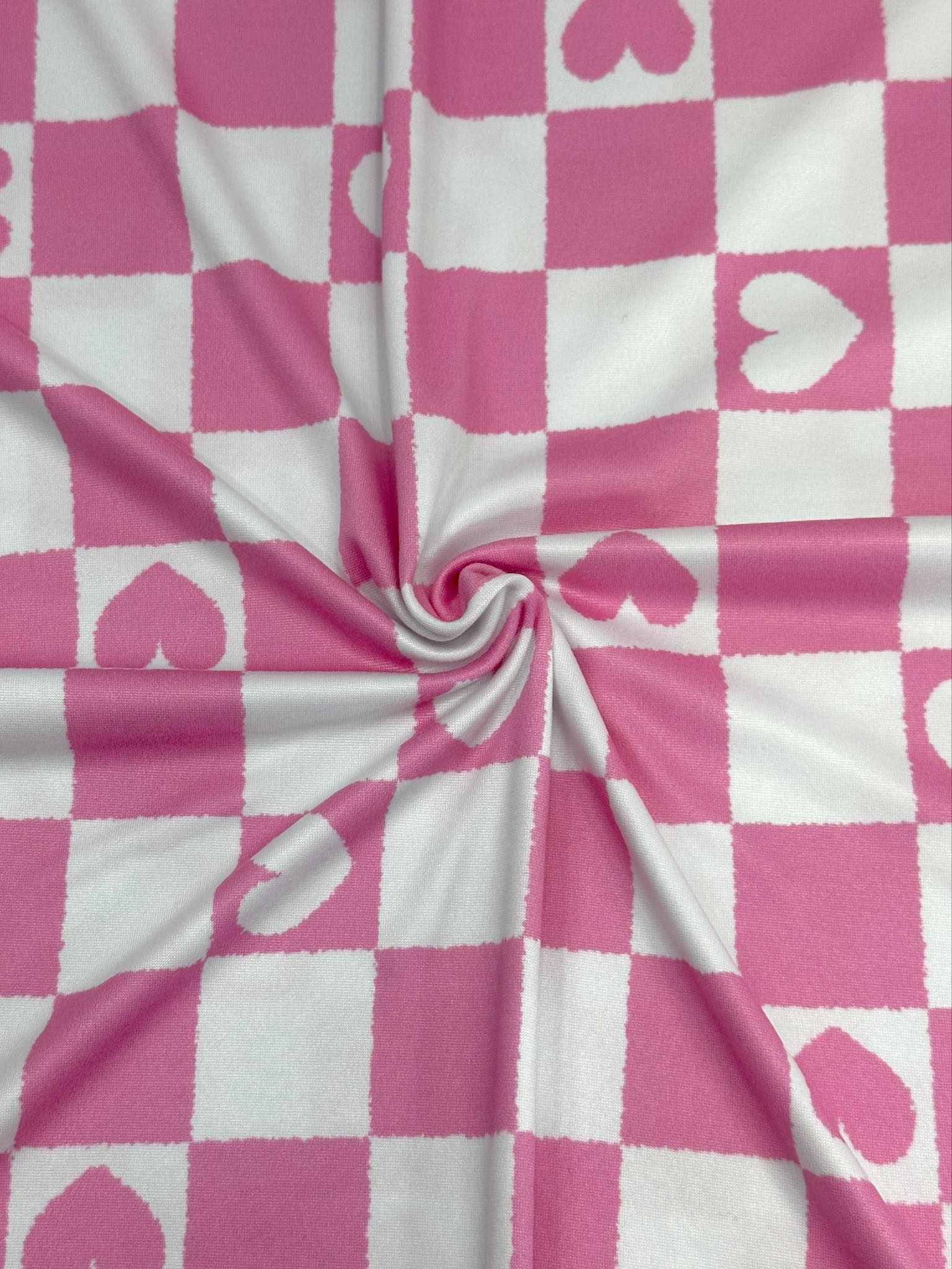 (DBP) PINK AND WHITE HEART CHECKERED