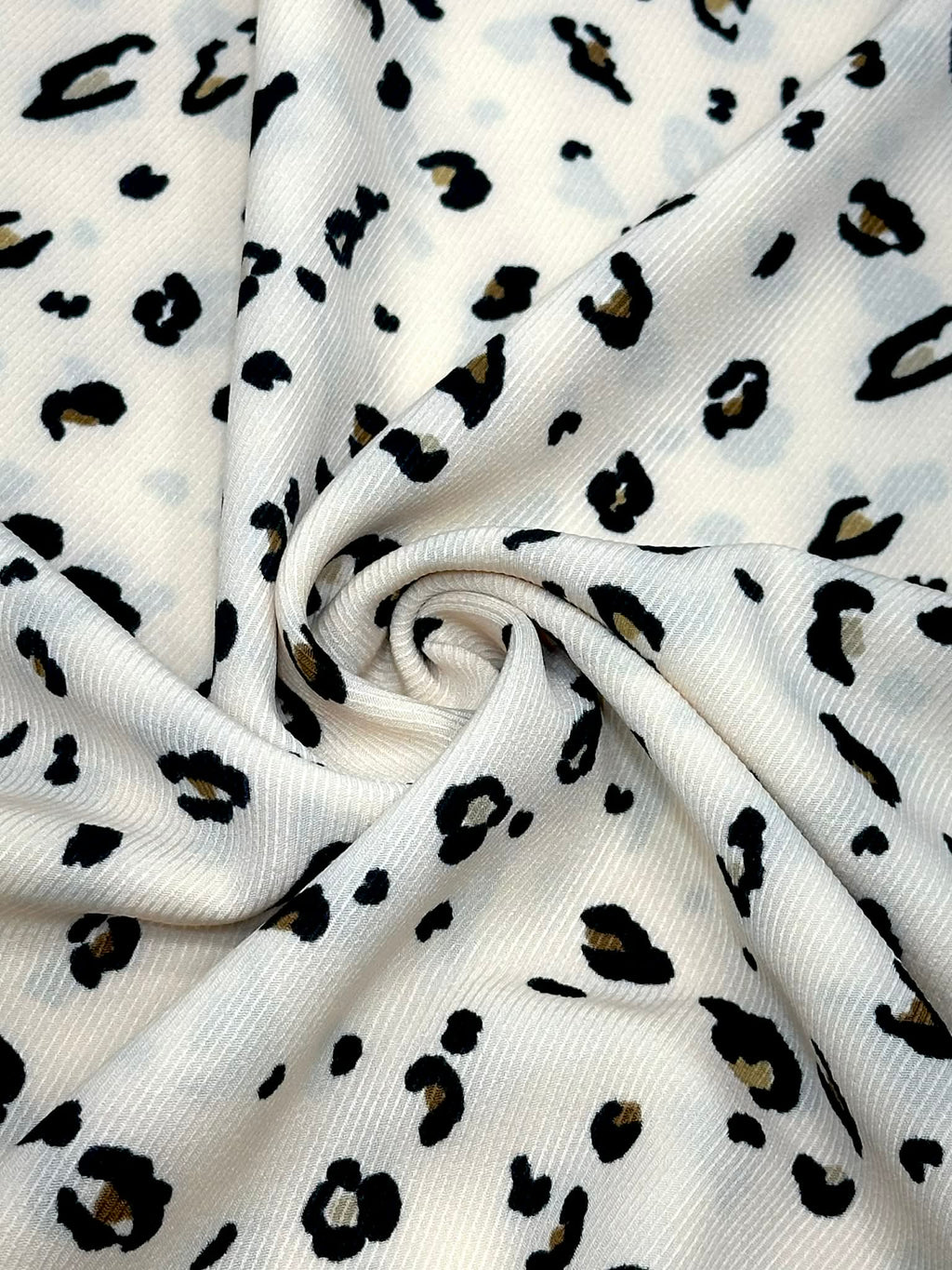 (TWILL WOVEN) TINY LEOPARD ON CREAM