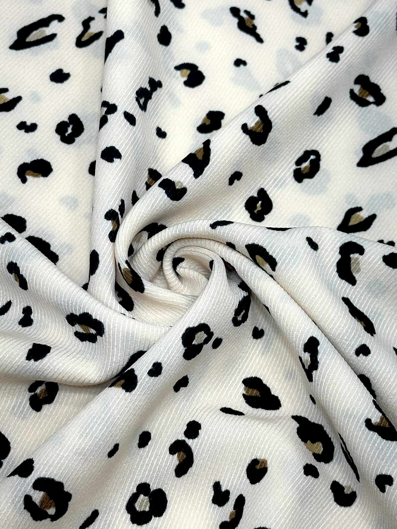 (TWILL WOVEN) TINY LEOPARD ON CREAM