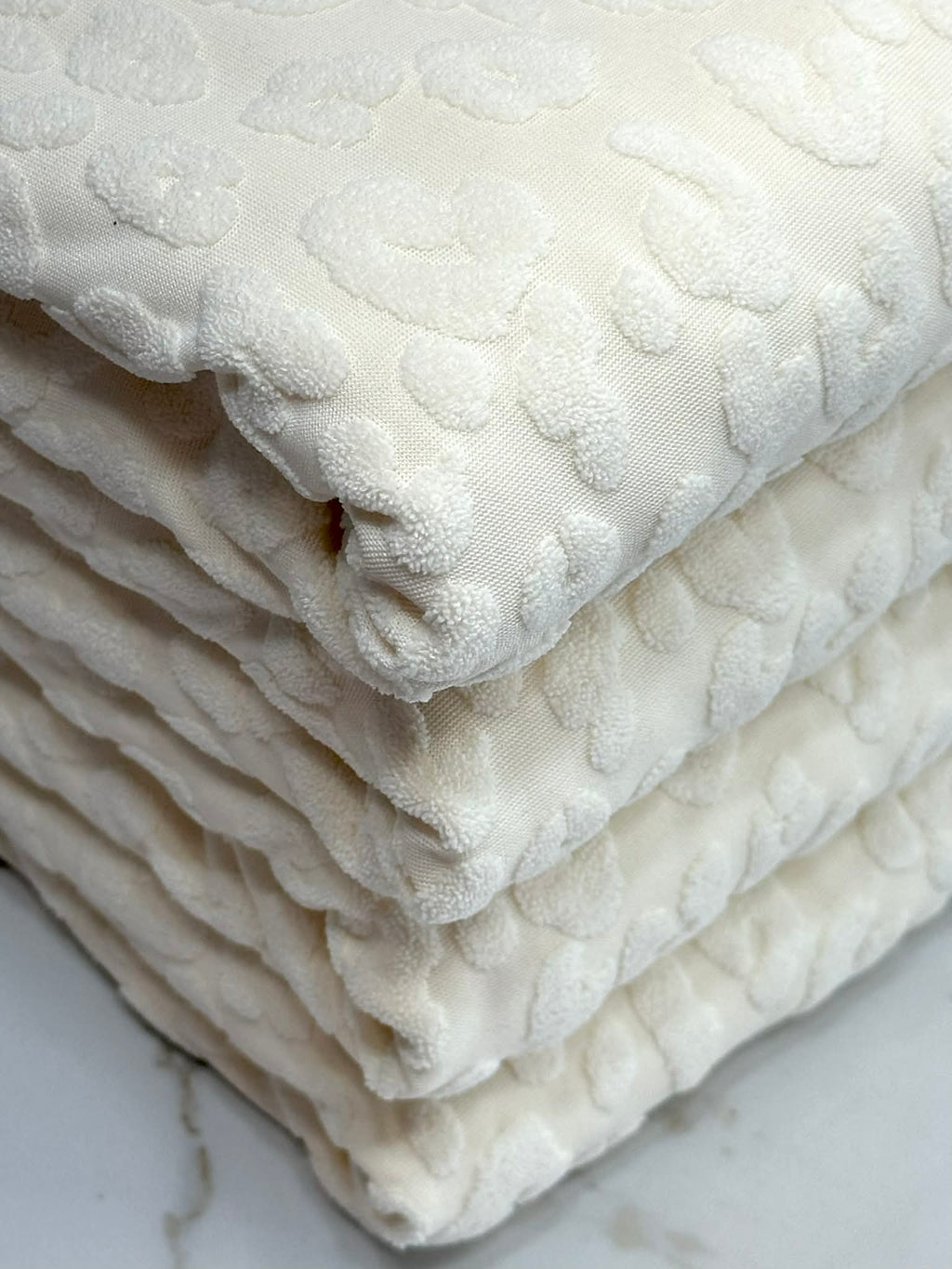 (TOWEL) IVORY LEOPARD