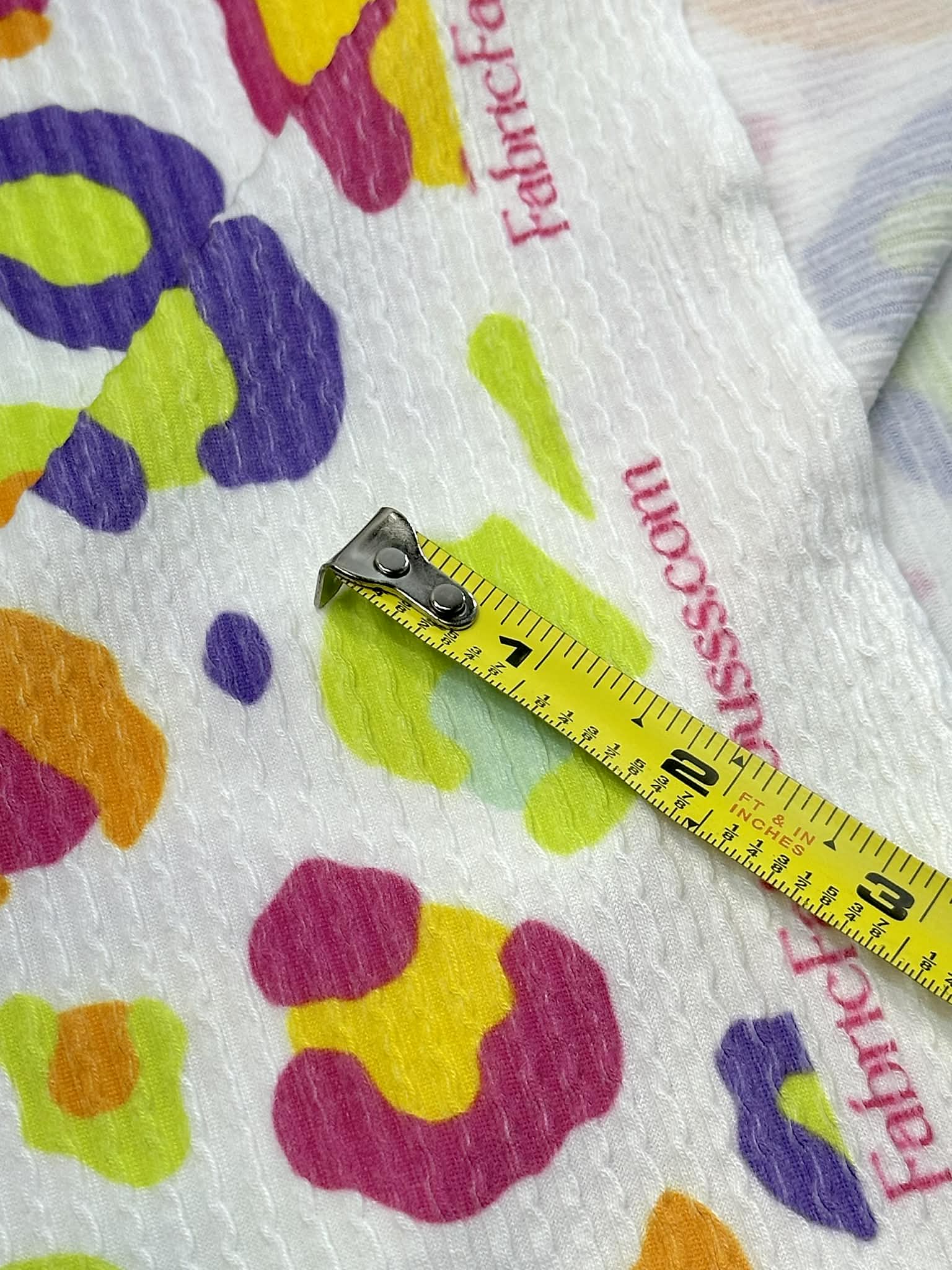 (URBAN RIB) MULTI COLORFUL CHEETAH PRINT ON OFF WHITE