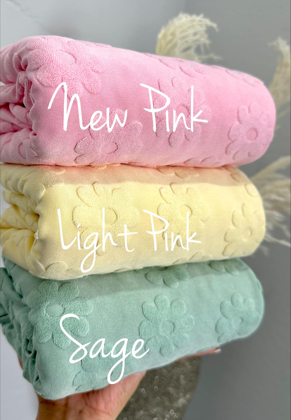 (TOWEL) SAGE DAISY FLOWERS