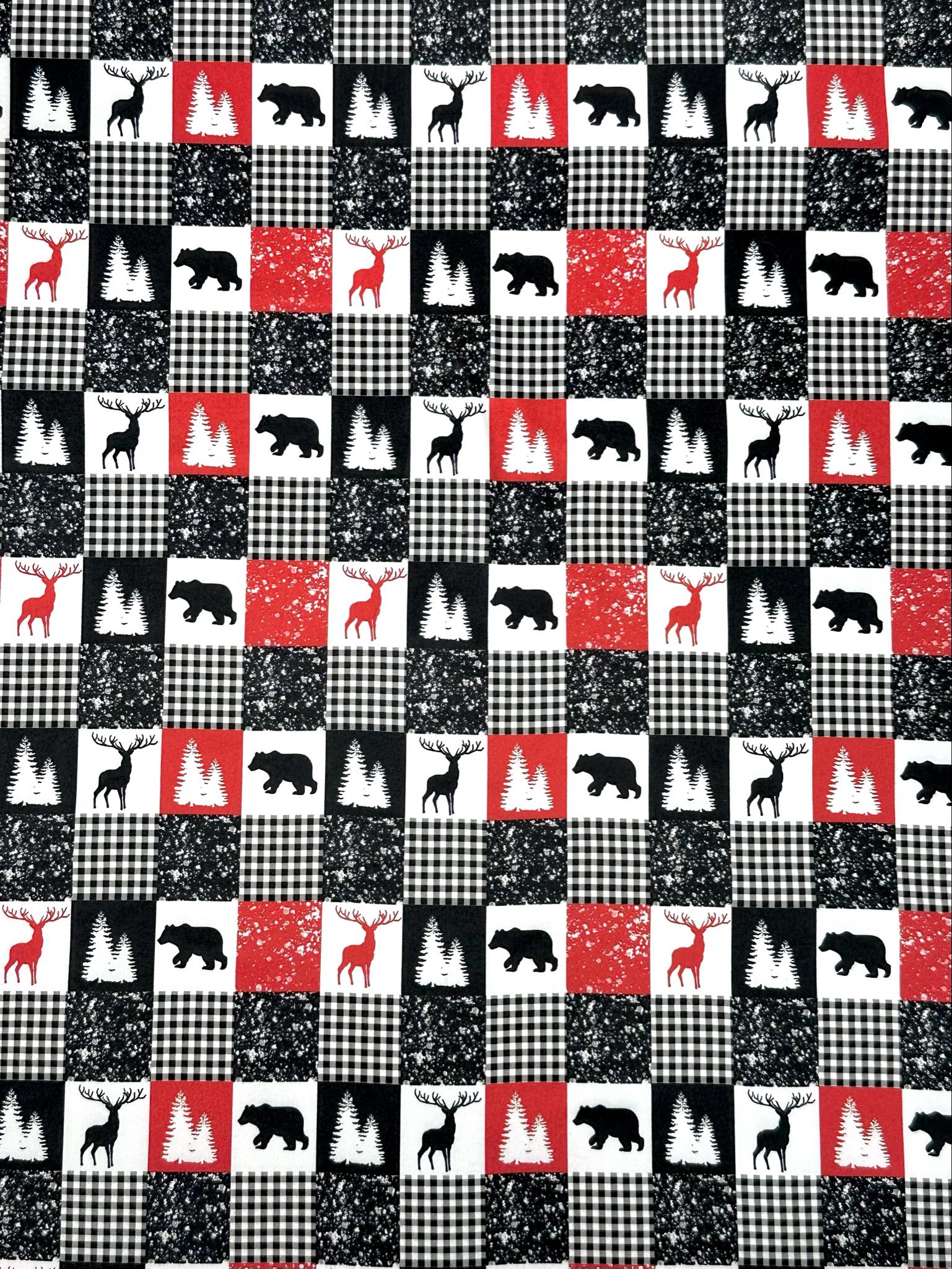 (DBP) BLACK BEAR, REINDEERS AND CHECKERED ON OFF WHITE