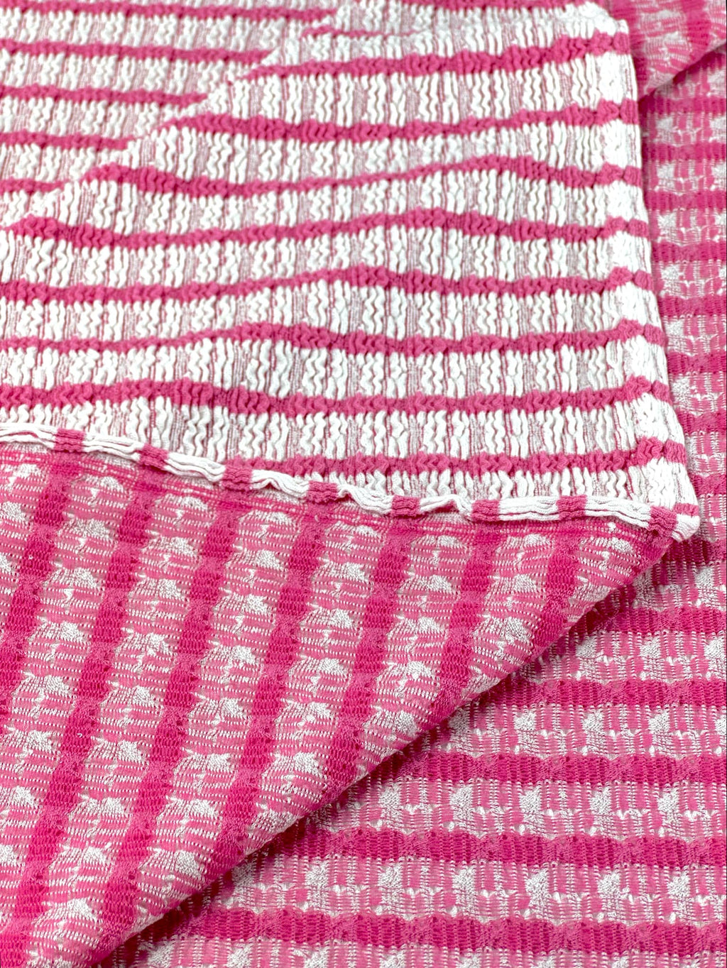 (GUAPO STRIPE) FUCHSIA STRIPES ON OFF WHITE