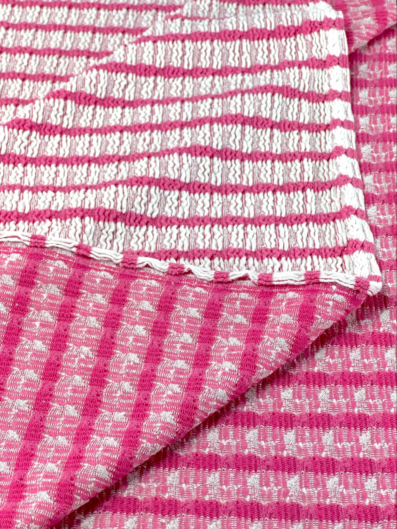 (GUAPO STRIPE) FUCHSIA STRIPES ON OFF WHITE