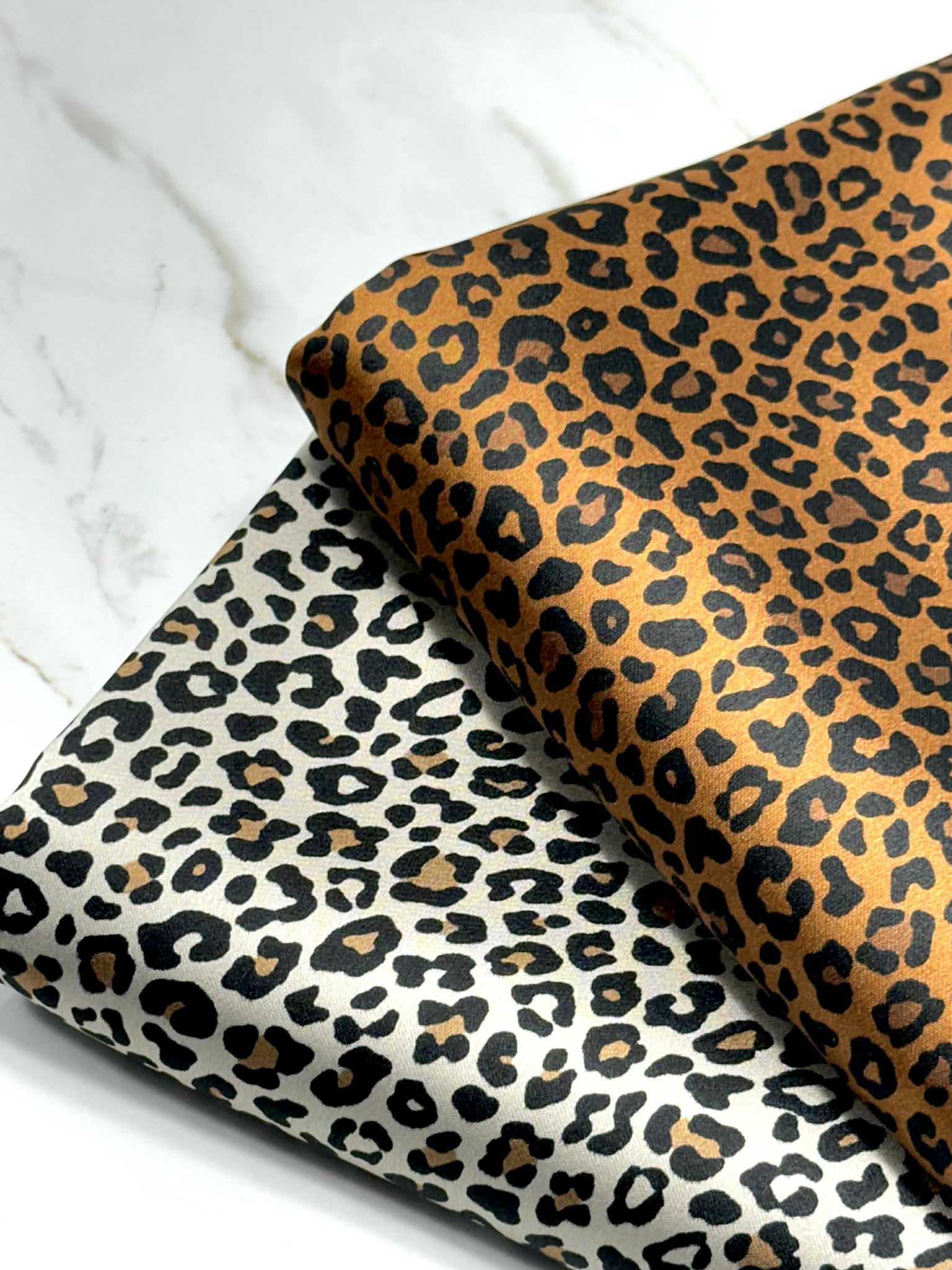 (SATIN) TINY BROWN CHEETAH ON CARAMEL