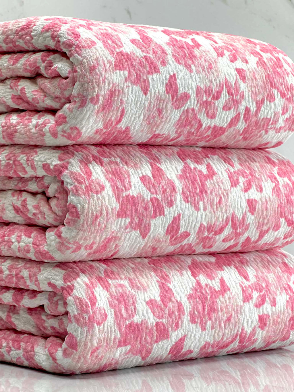 (GUAPO KNIT) PRETTY PINK FLORAL ON OFF WHITE (1)