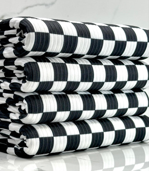(4x2 YUMMY RIB) BLACK AND OFF WHITE CHECKERED