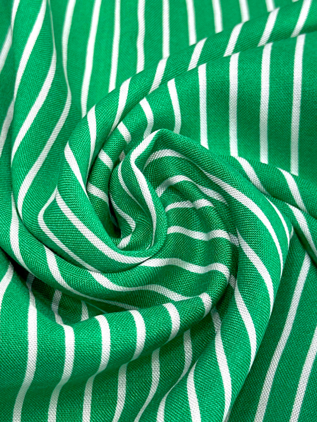 (WOVEN) THIN OFF WHITE STRIPES ON GREEN