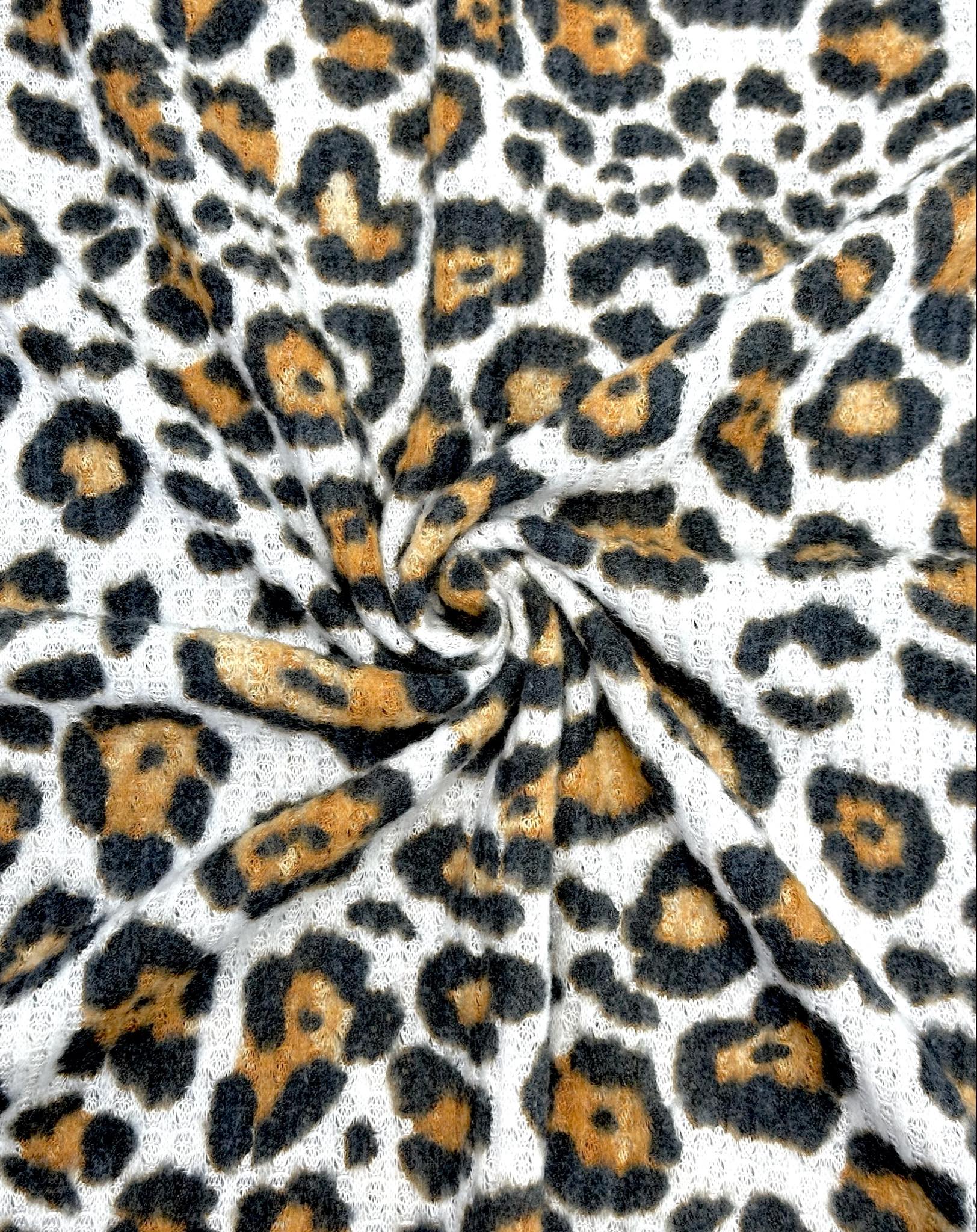 (WAFFLE BRUSHED) RUST CHEETAH ON OFF WHITE(5)
