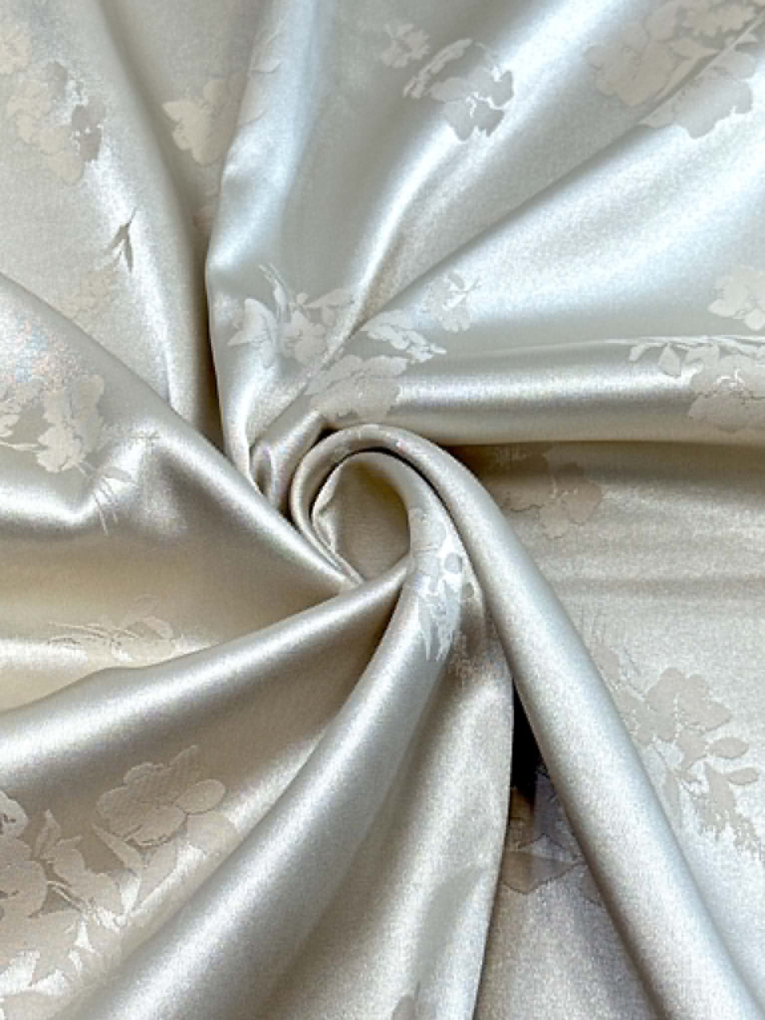 (SATIN) CREAM FLORAL