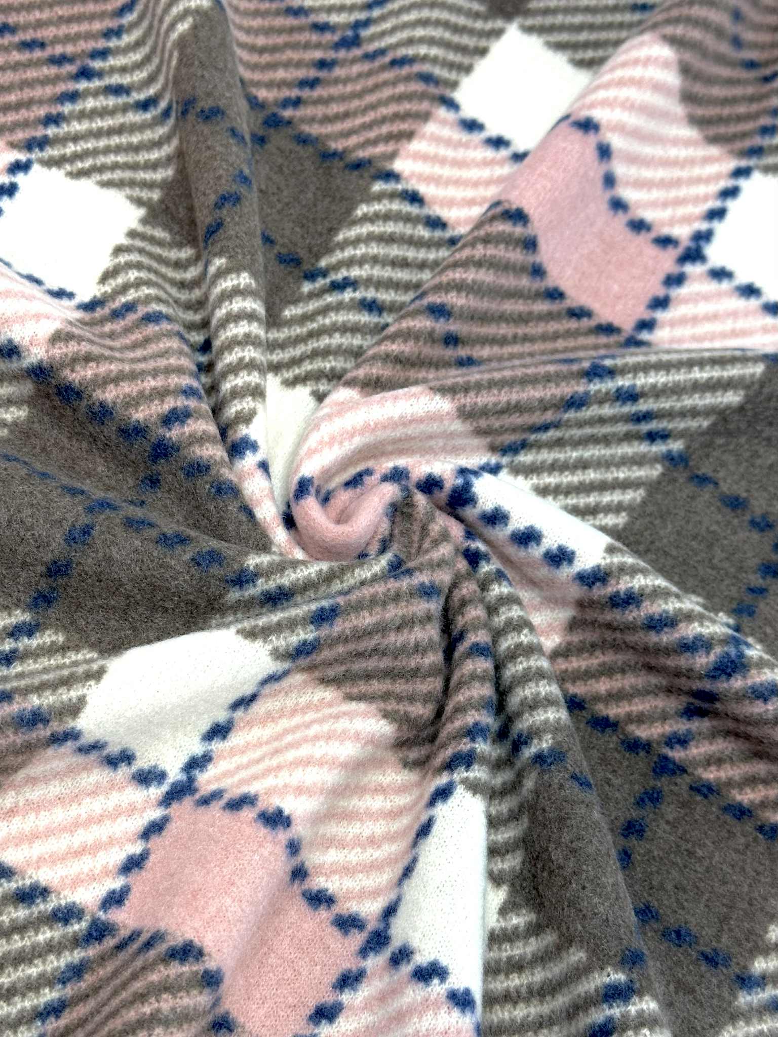 (BRUSHED SWEATER KNIT) BLUSH, BROWN, AND CREAM PLAID (4)