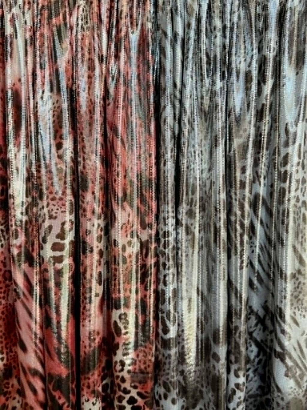 (ITY) BLUSH AND SILVER WILD ANIMAL PRINT