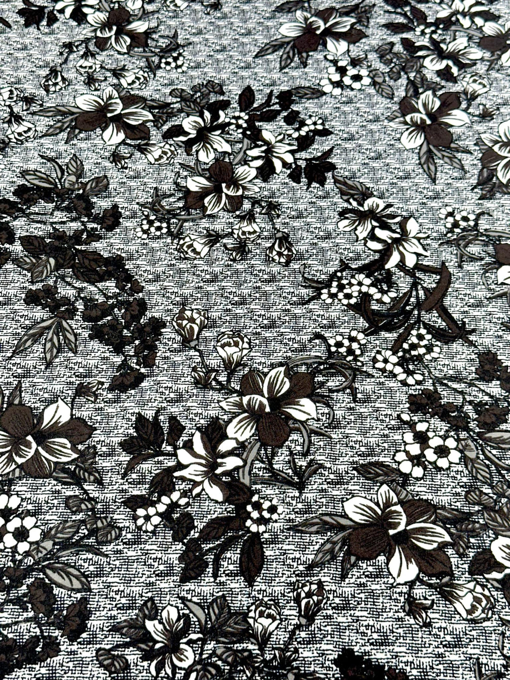 (FRENCH TERRY) BLACK AND WHITE FLORAL