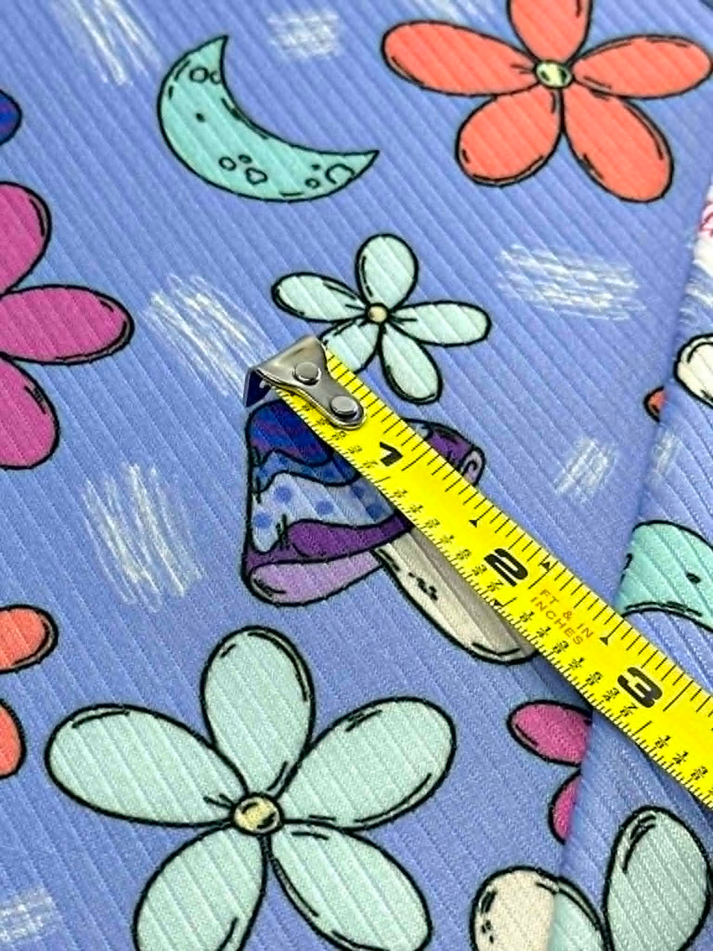 (4X2 YUMMY RIB) MUSHROOMS AND FLOWERS ON BLUE