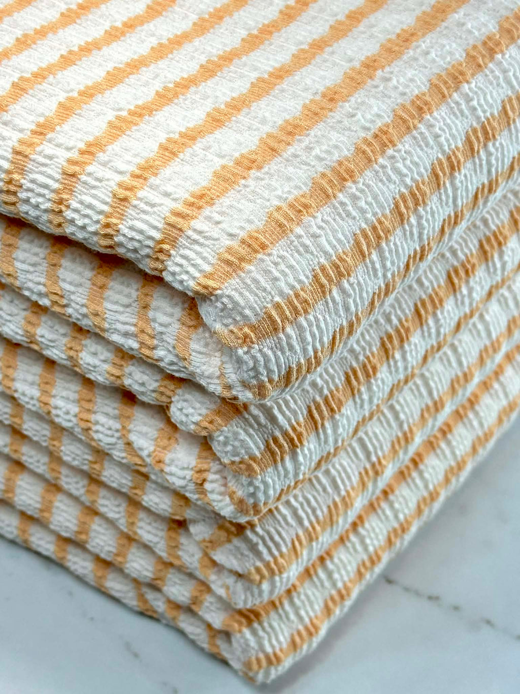 (GUAPO STRIPE) ORANGE STRIPES ON IVORY