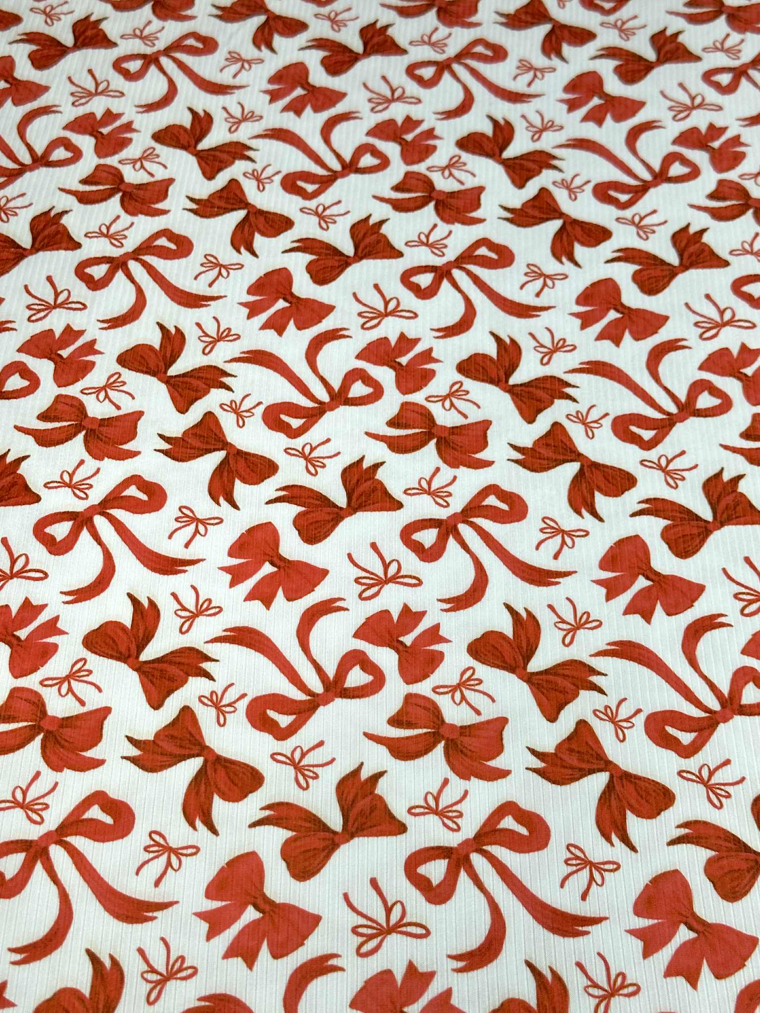 (4X2 RIB) RED BOWS ON OFF WHITE