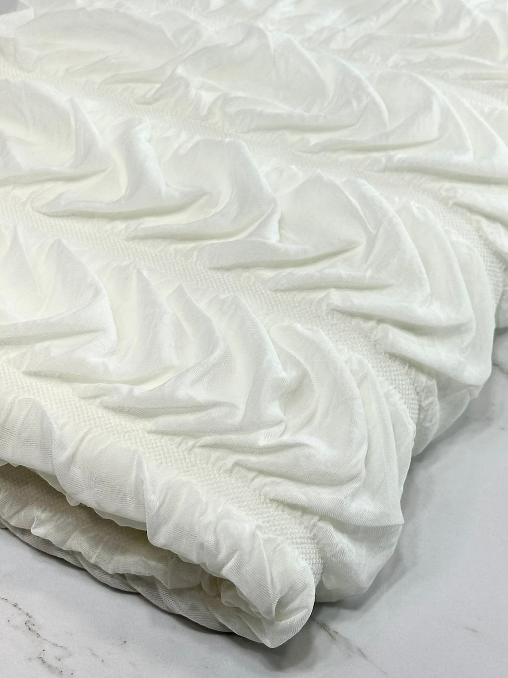 (KOREAN JACQUARD) OFF WHITE VERTICAL