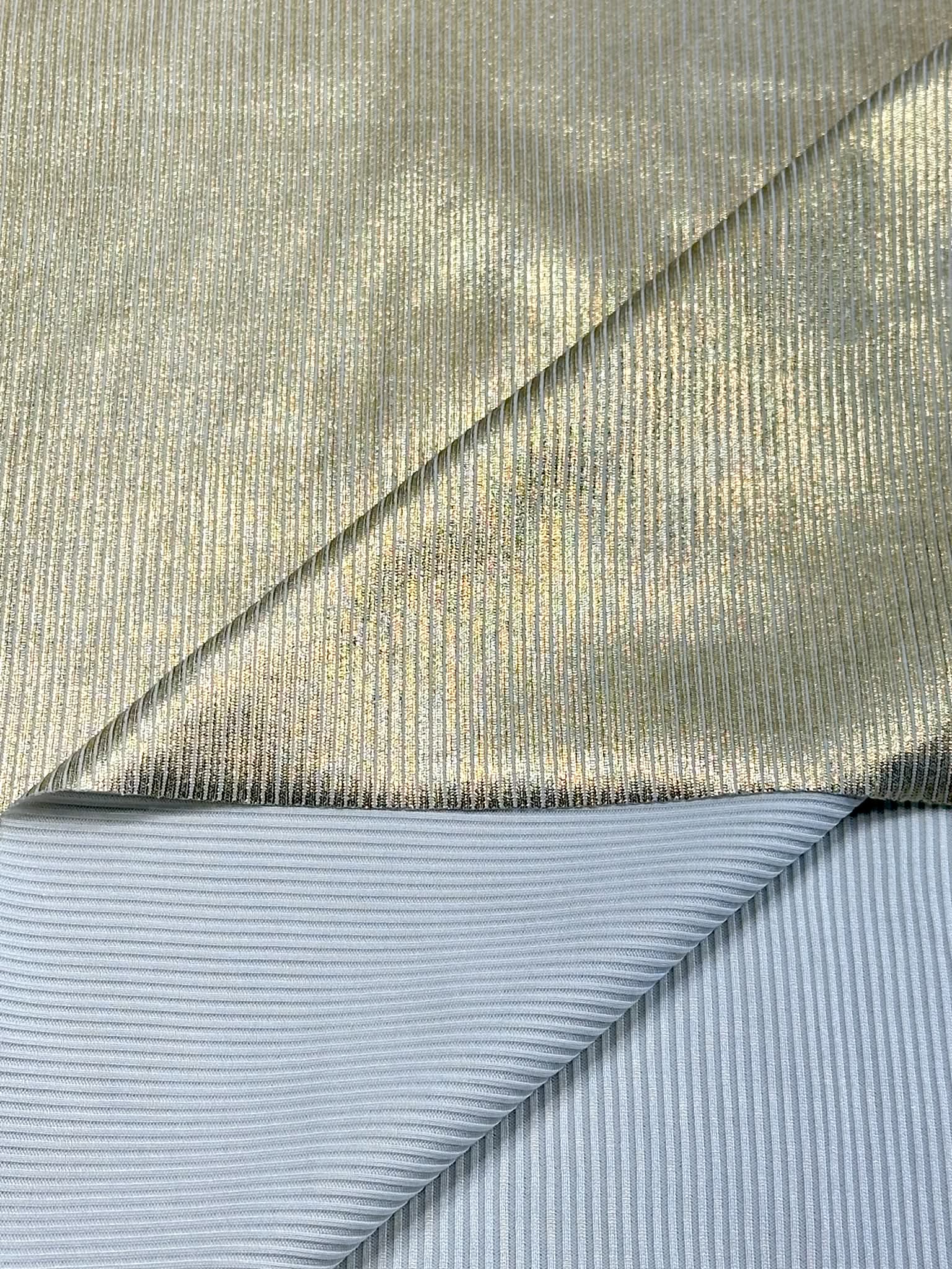 (2X2 RIB) GOLD FOIL ON OFF WHITE
